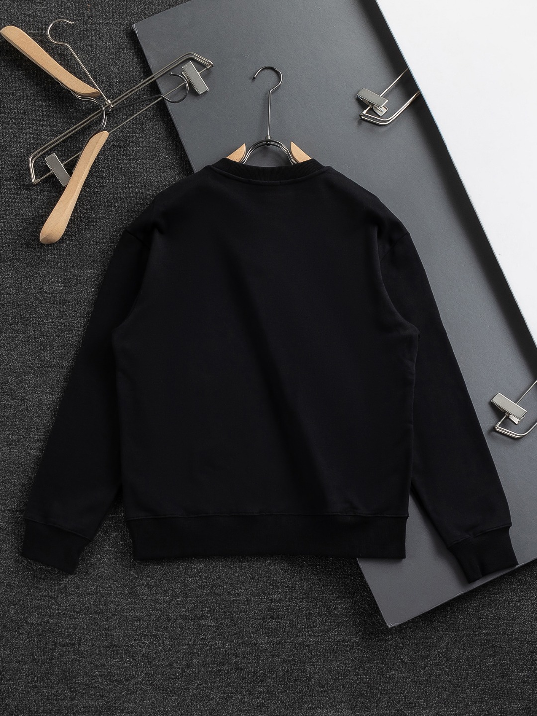 PRADA 삼각 로고 스웨트셔츠 맨투맨 티셔츠 의류