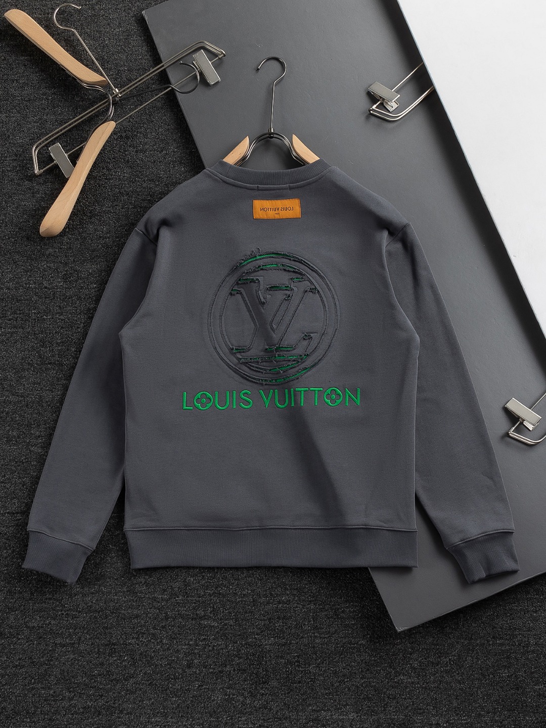 Louis Vuitton LV 루이비통 긴팔 스웨트셔츠 맨투맨 티셔츠 의류
