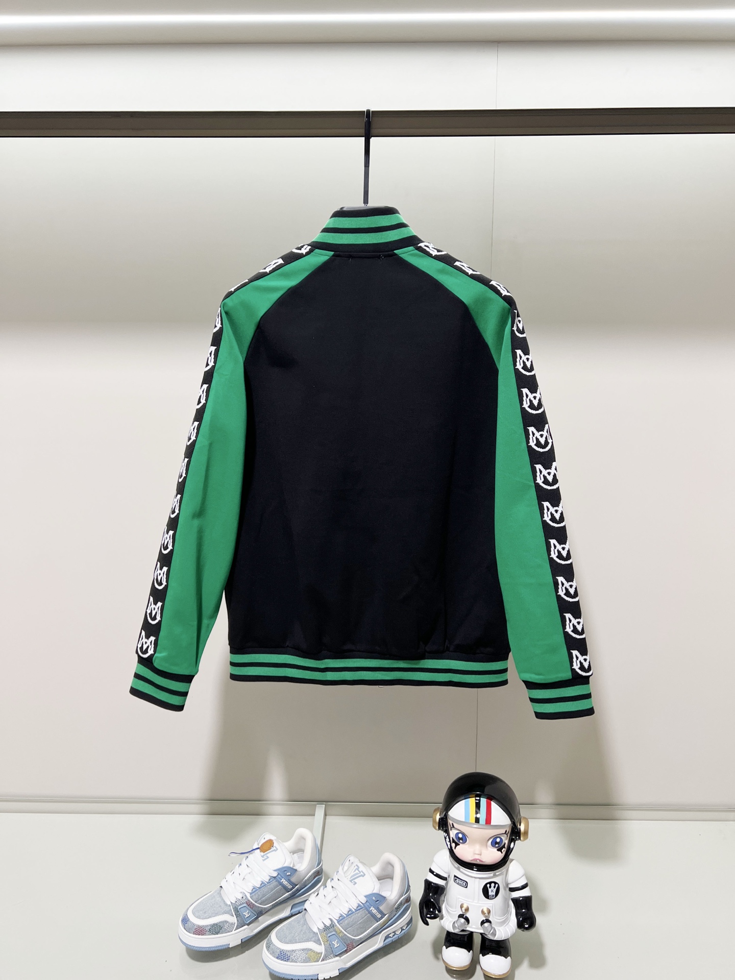 MONCLER 몽클레어 몽클레르 집업 자켓 재킷 의류