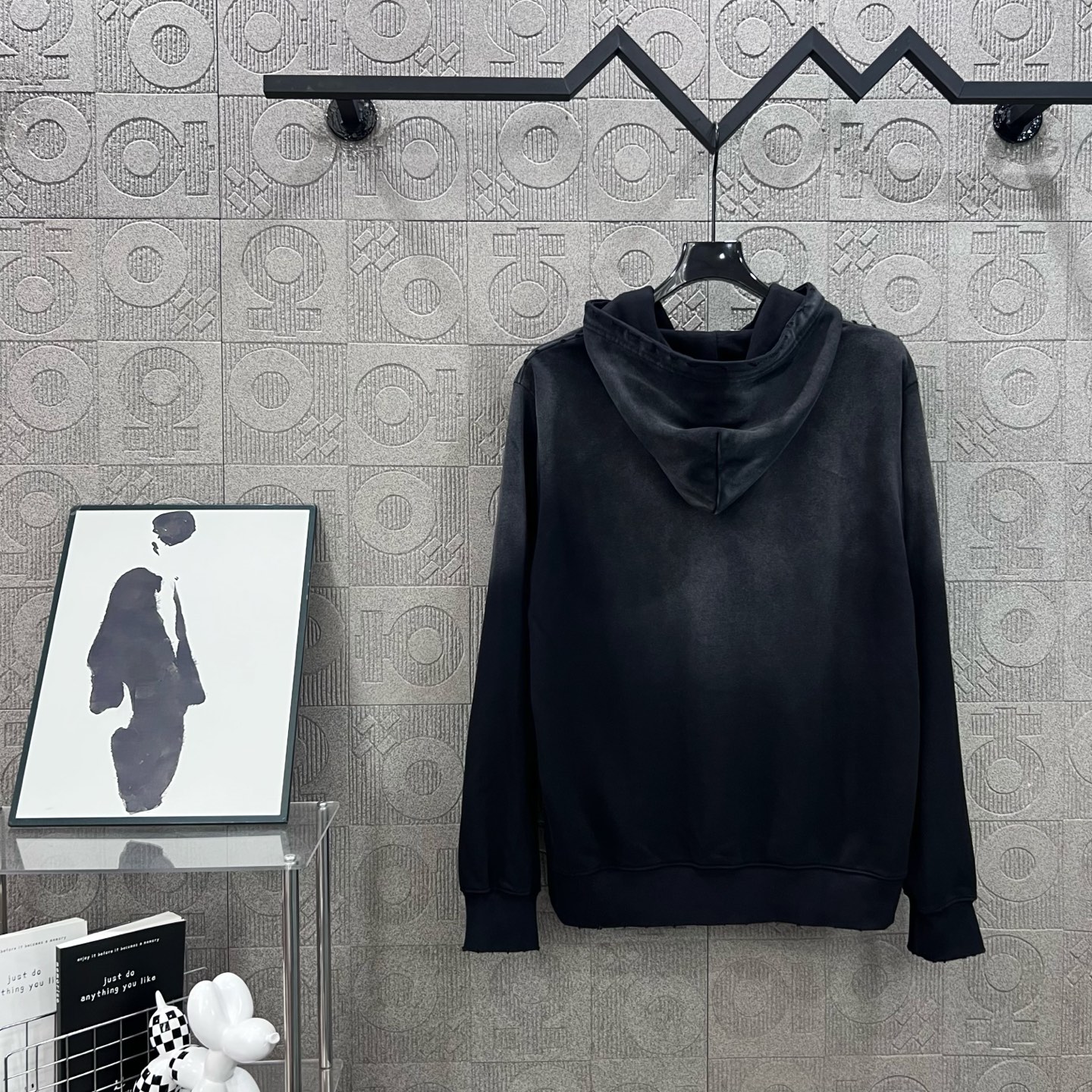 Balenciaga 발렌시아가 타이어 펀칭 링 후드티 의류