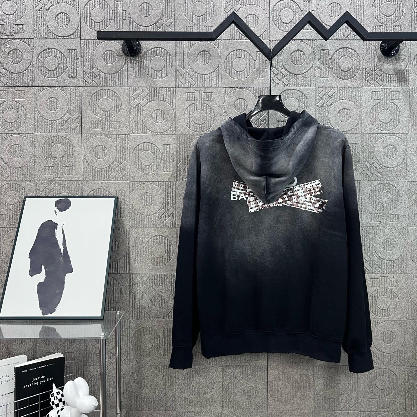 Balenciaga 발렌시아가 더블 B 로고 테이프 후드티 의류