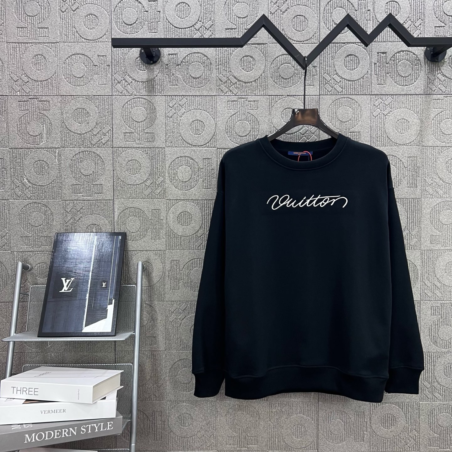 Louis Vuitton LV 루이비통 손글씨 로고 자수 맨투맨 티셔츠 의류