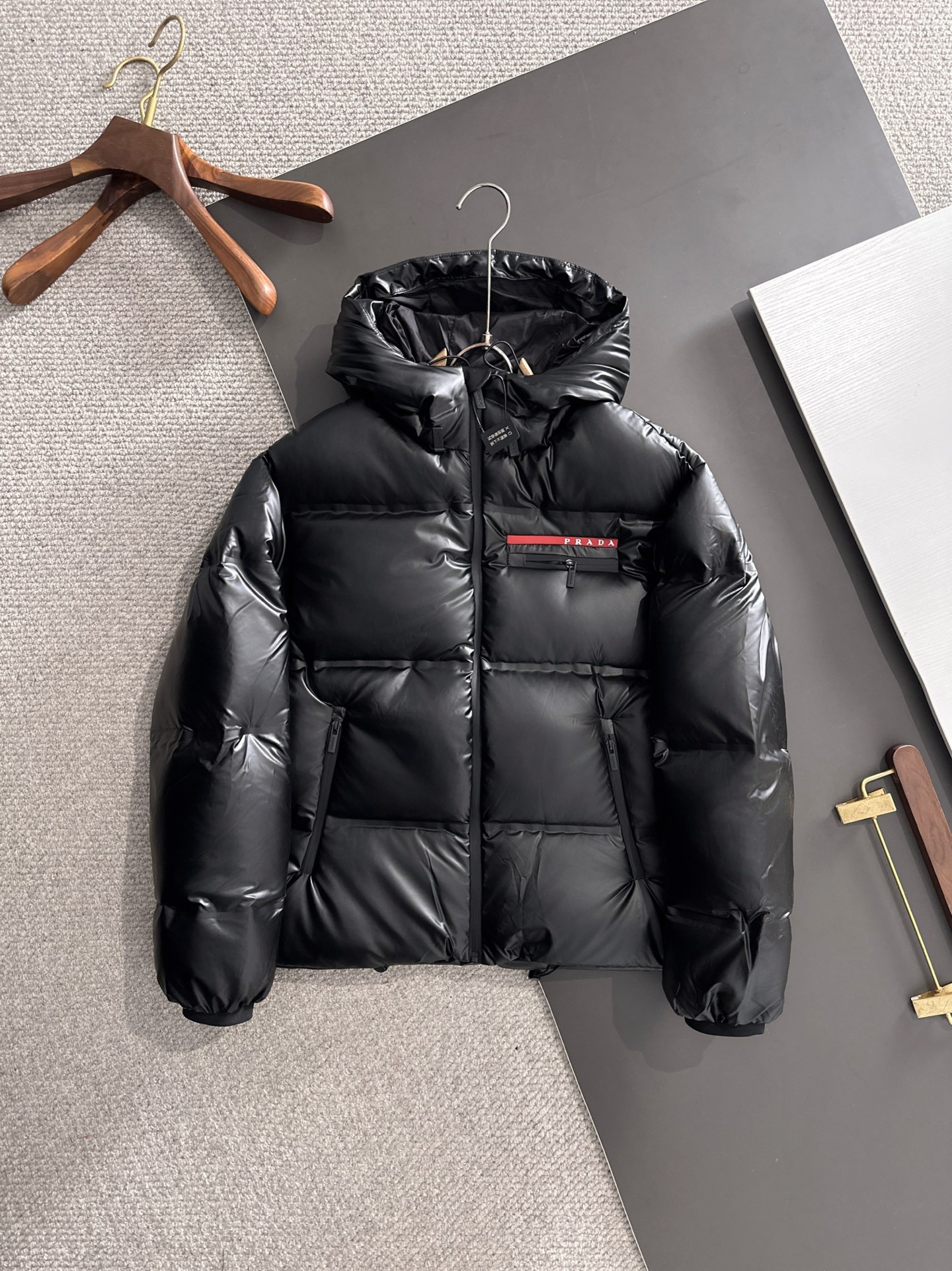 PRADA 프라다 숏 패딩 점퍼 의류