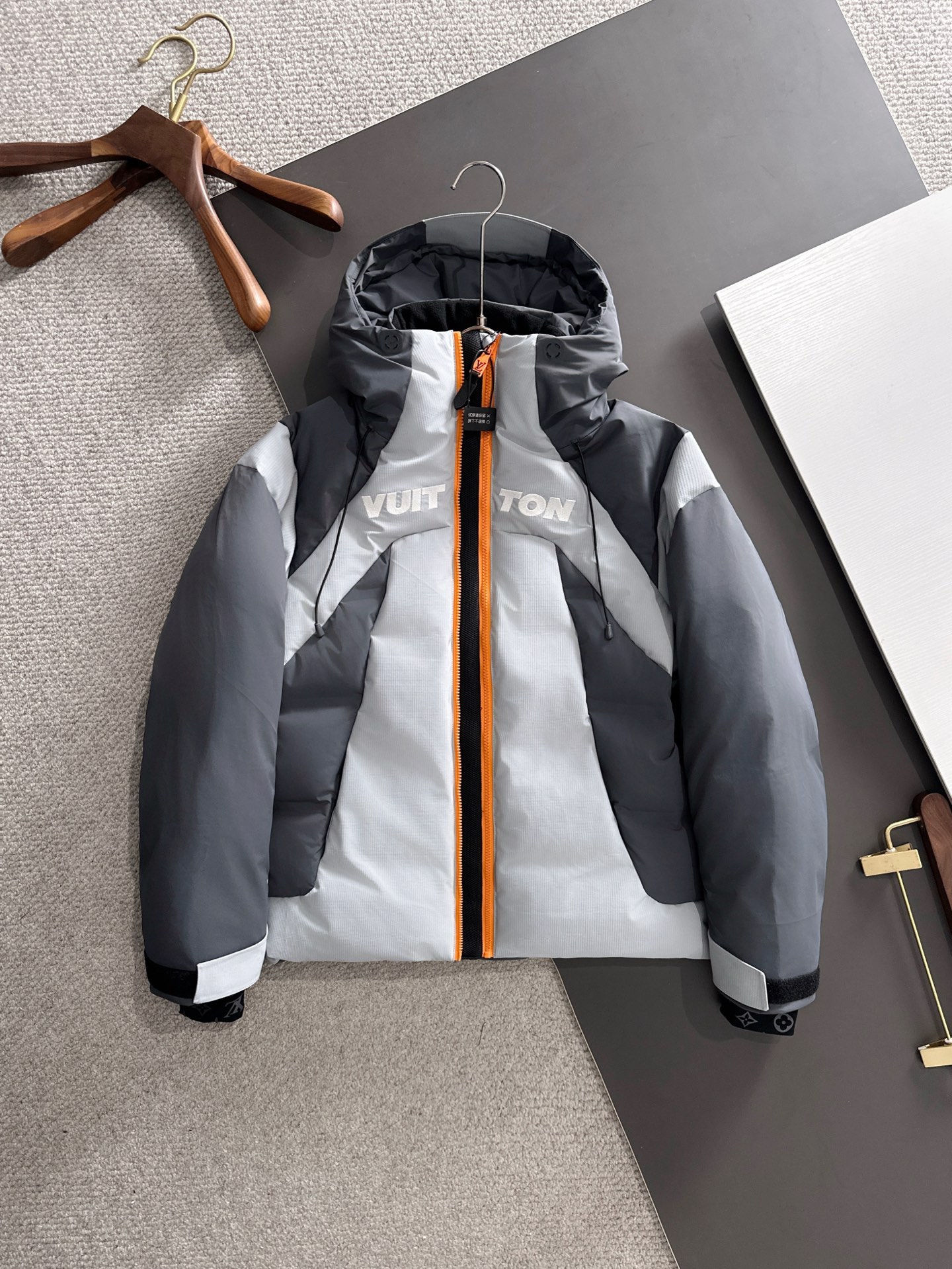 Louis Vuitton LV 루이비통 스키 다운 재킷 자켓  점퍼 의류