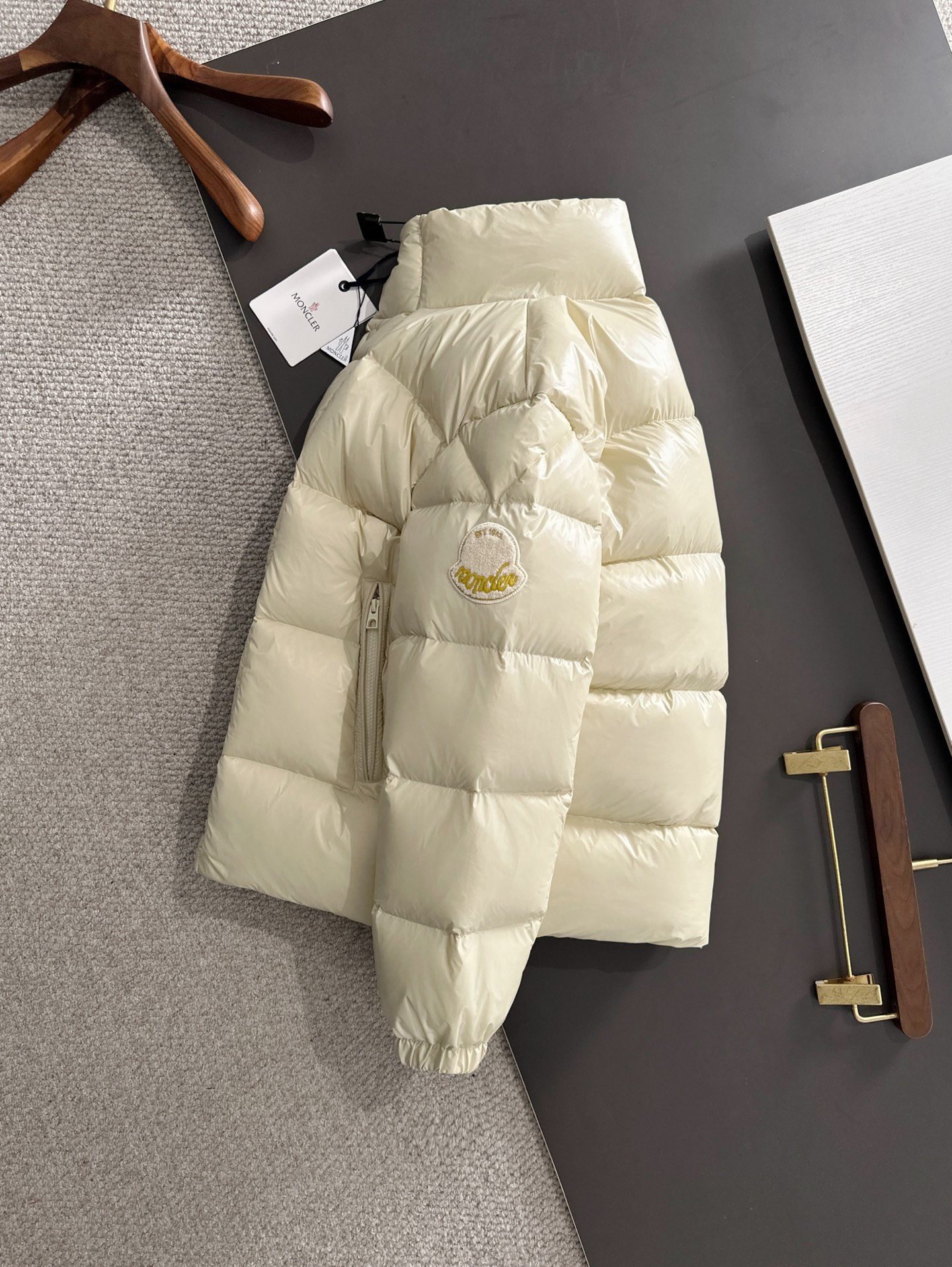 Moncler 몽클레어 몽클레르 패딩 점퍼 의류