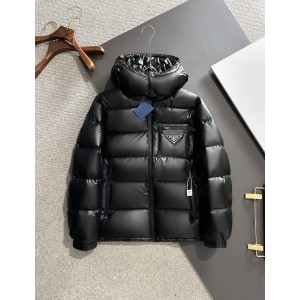 PRADA 프라다 패딩 점퍼 의류 (블랙)