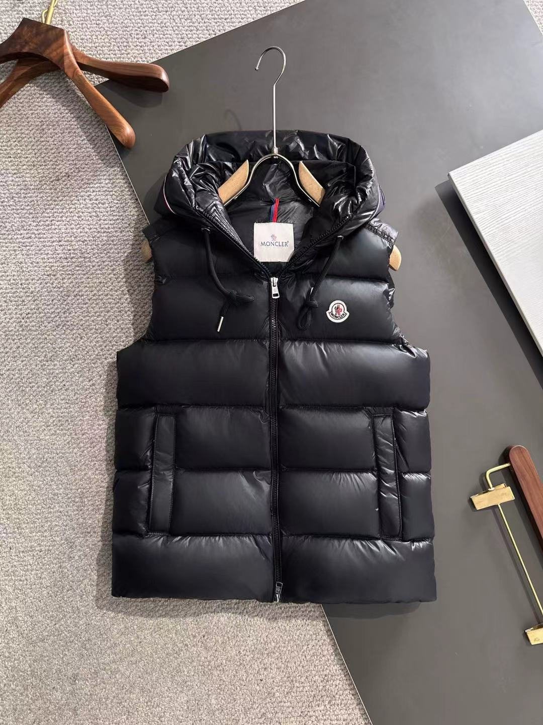 Moncler 몽클레어 몽클레르 클래식 레터링 마이 패딩 조끼 베스트 의류