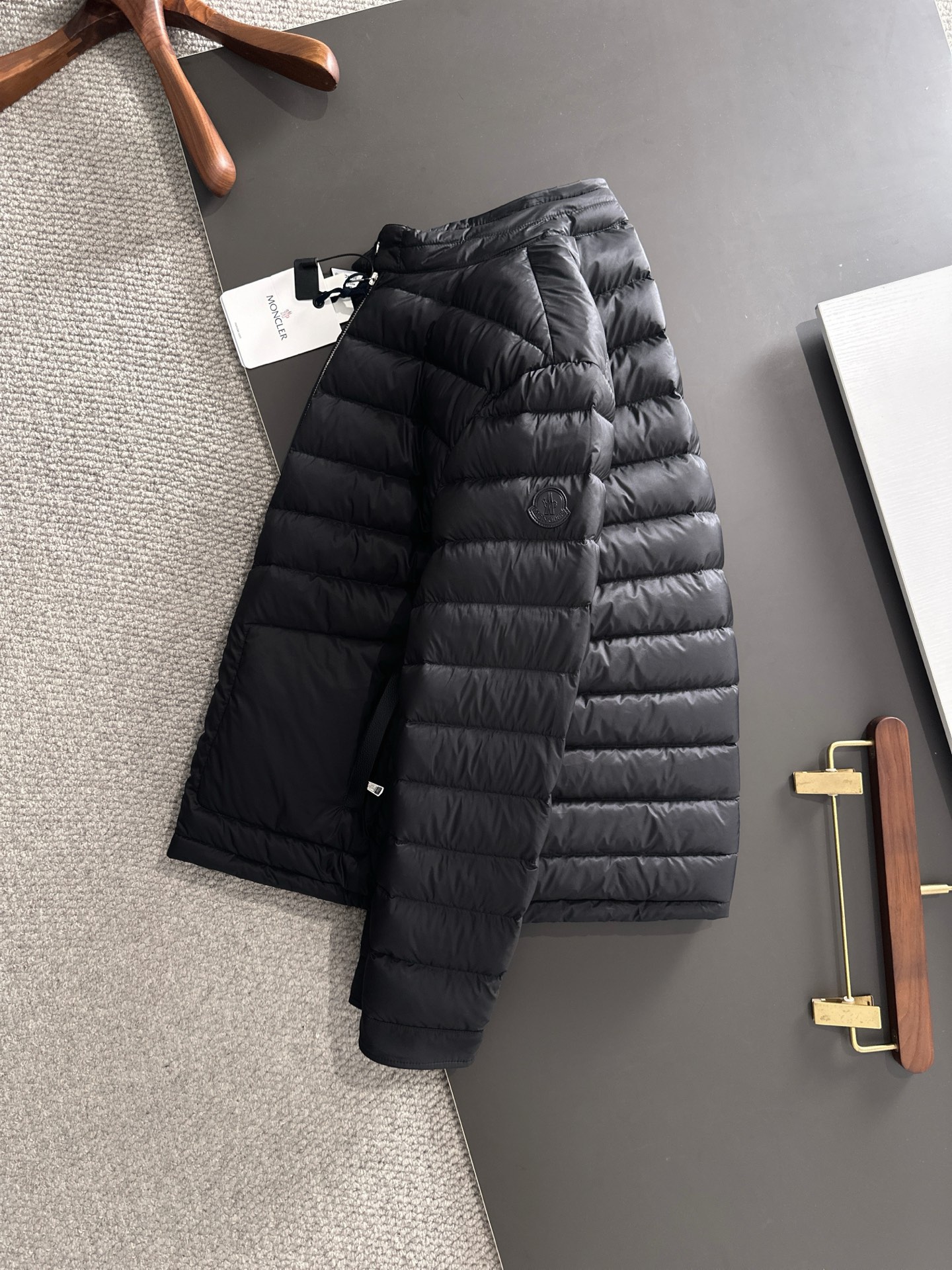 Moncler 몽클레어 몽클레르 경량 패딩 점퍼 의류