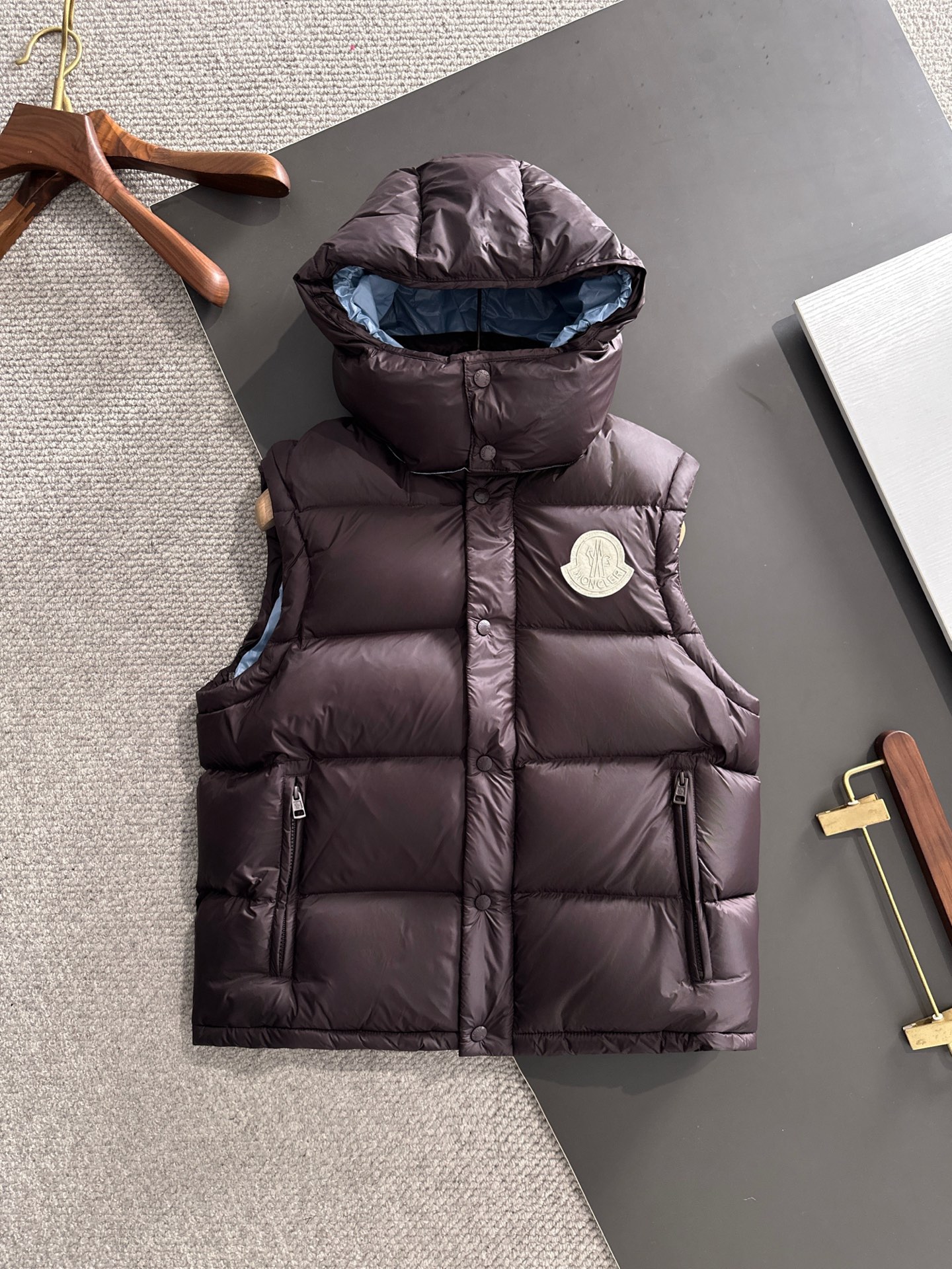 Moncler 몽클레어 몽클레르 로고 탈부착 소매 패딩 점퍼 의류