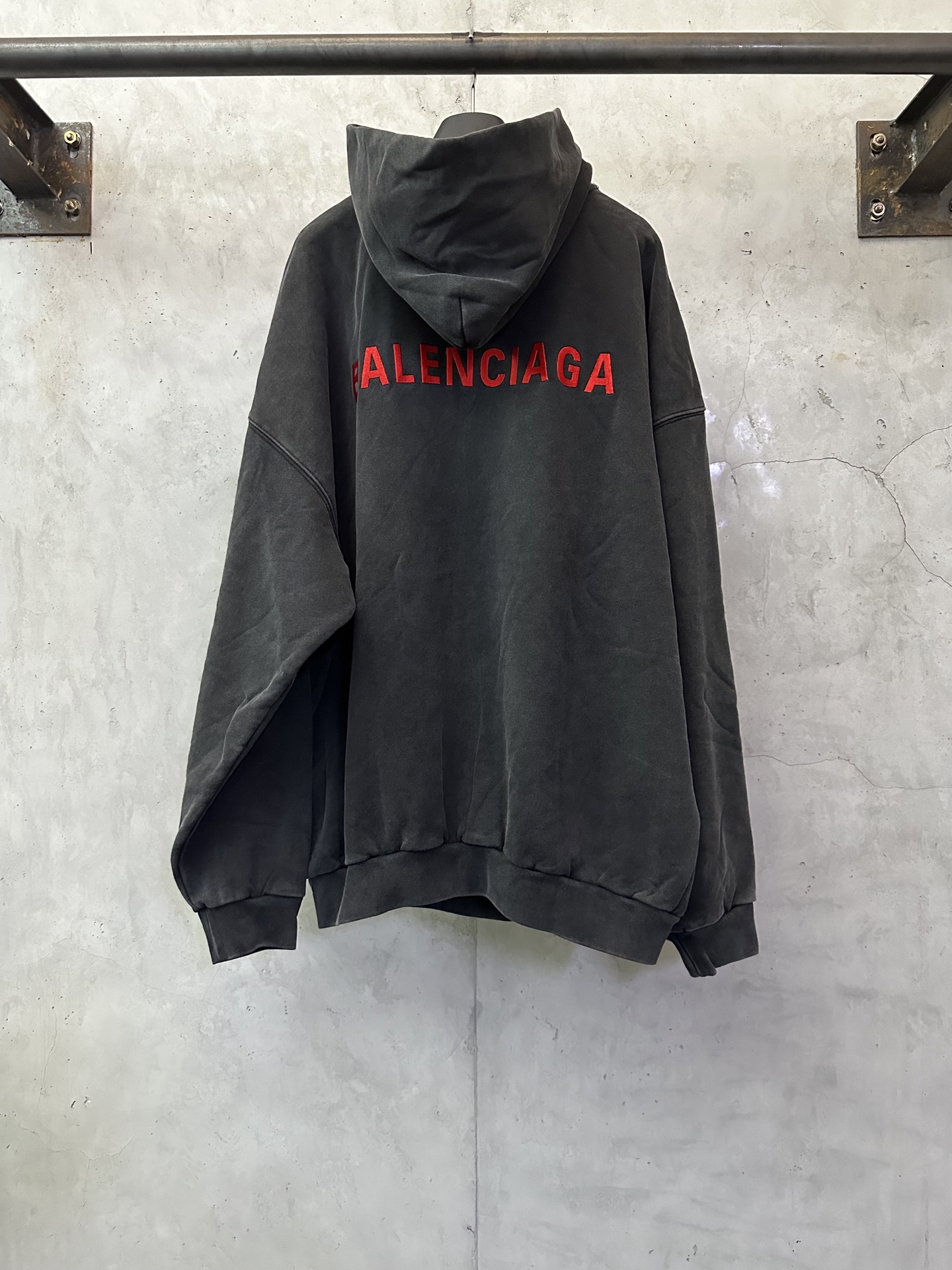 Balenciaga 발렌시아가 레드 자수 워시드 후드티 의류
