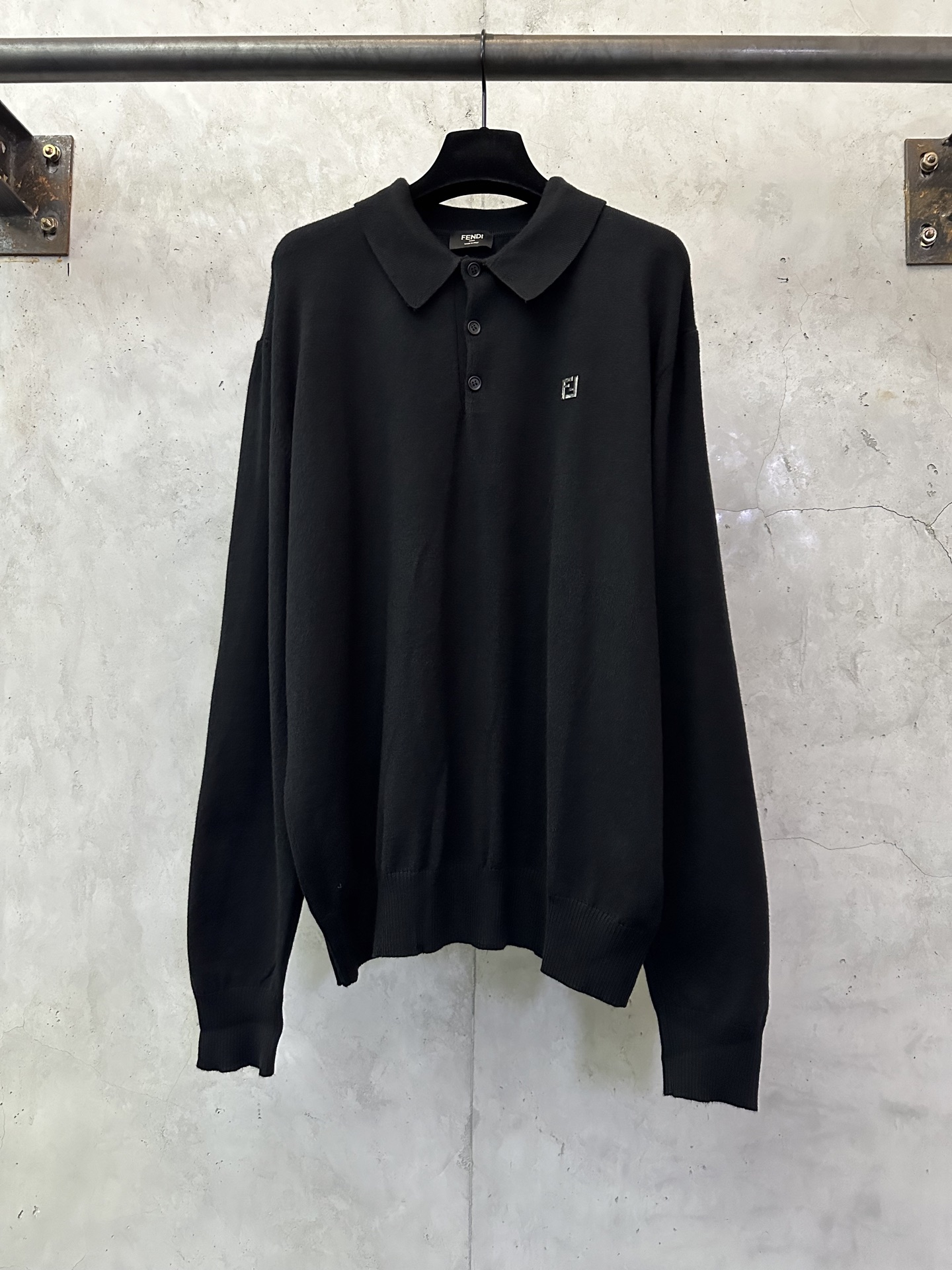 FENDI 펜디 더블F 금속 로고 니트 폴로 카라 긴팔 티셔츠 의류