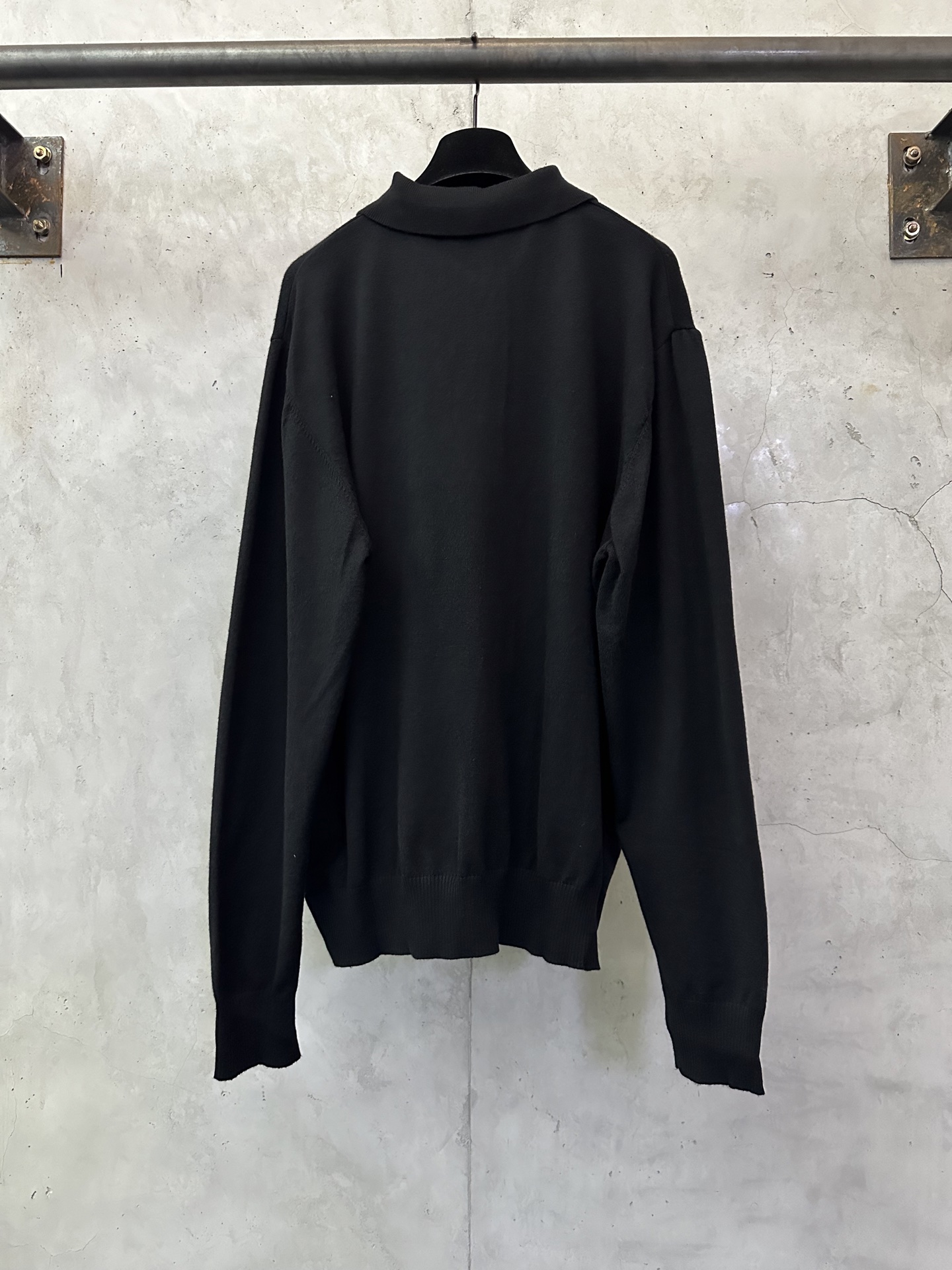 FENDI 펜디 더블F 금속 로고 니트 폴로 카라 긴팔 티셔츠 의류