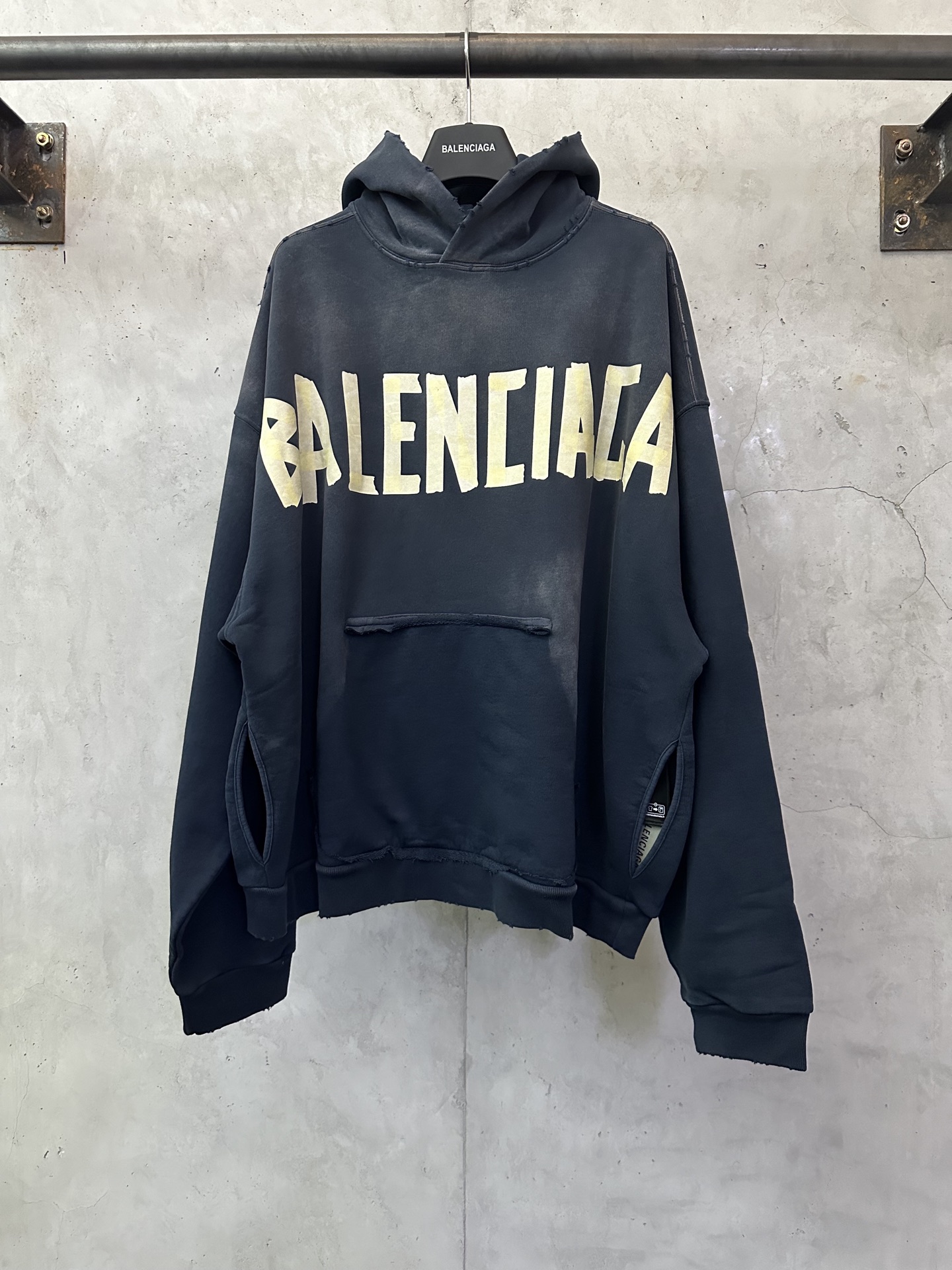 Balenciaga 발렌시아가 은색 테이프 프린트 후드티 스웨트셔츠 의류