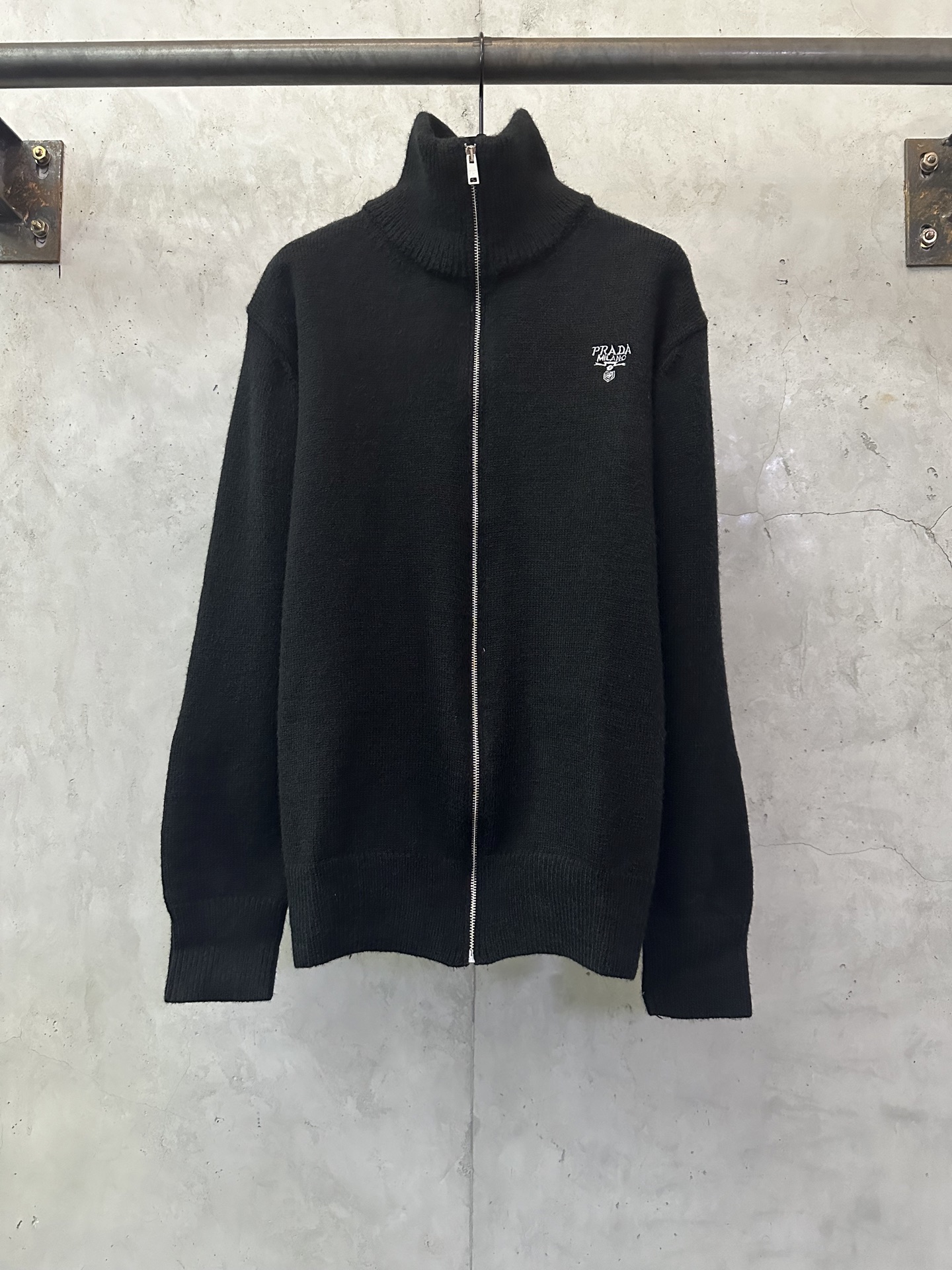 PRADA 프라다 울 자수 집업 가디건 자켓 재킷 의류