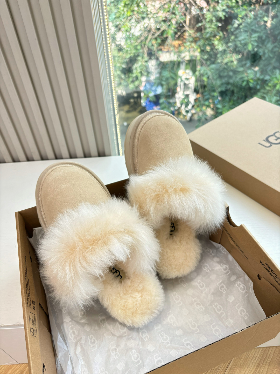 UGG 어그 커플용 겨울 슬립온 슬리퍼 신발