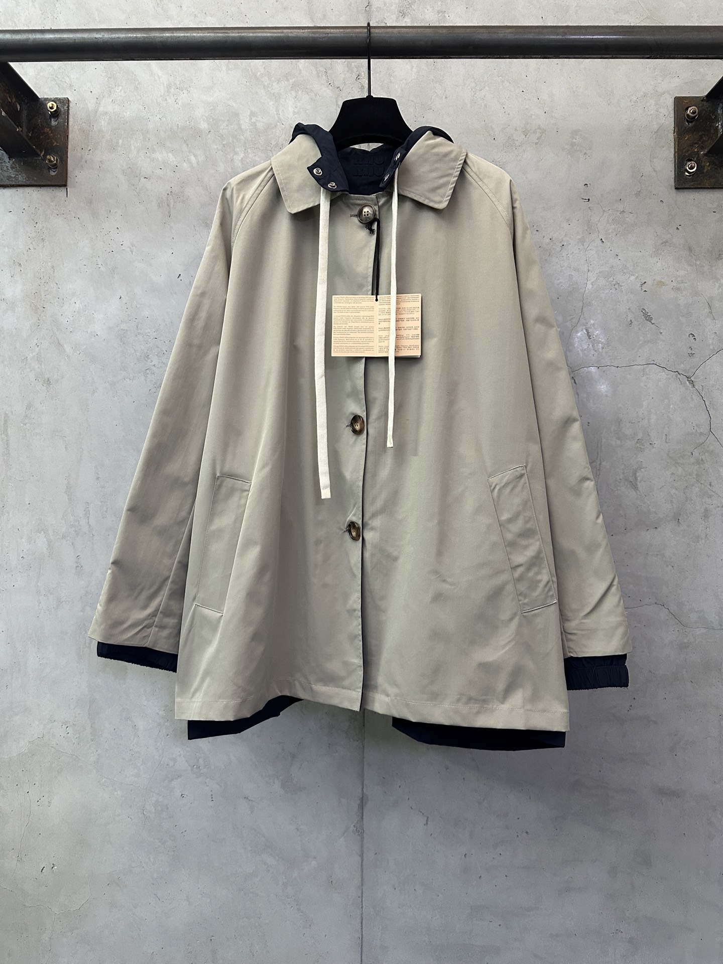 miumiu 미우미우 자수 로고 양면 자켓 코트 의류