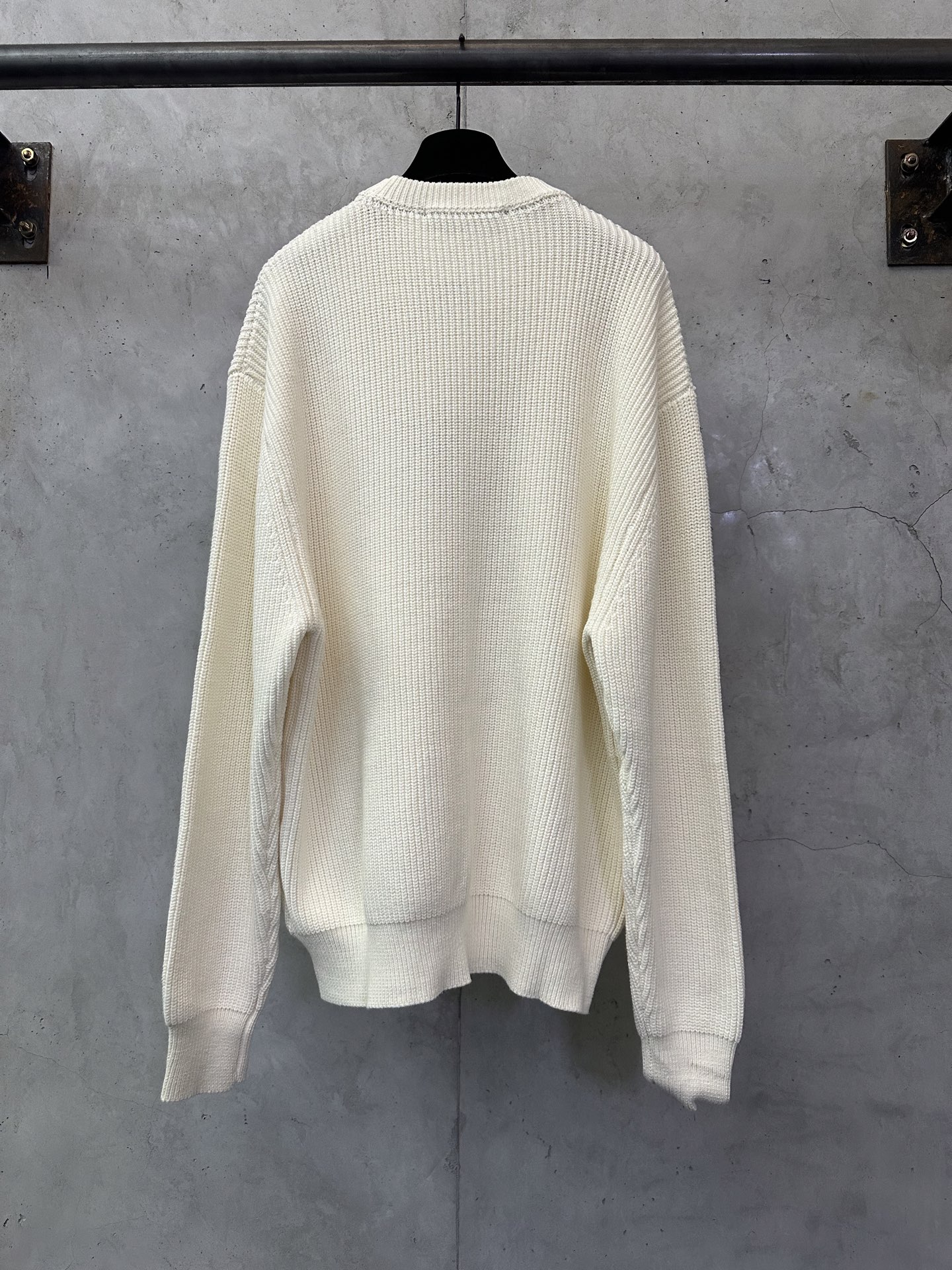 Louis Vuitton LV 루이비통 자수 로고 니트 스웨터 의류