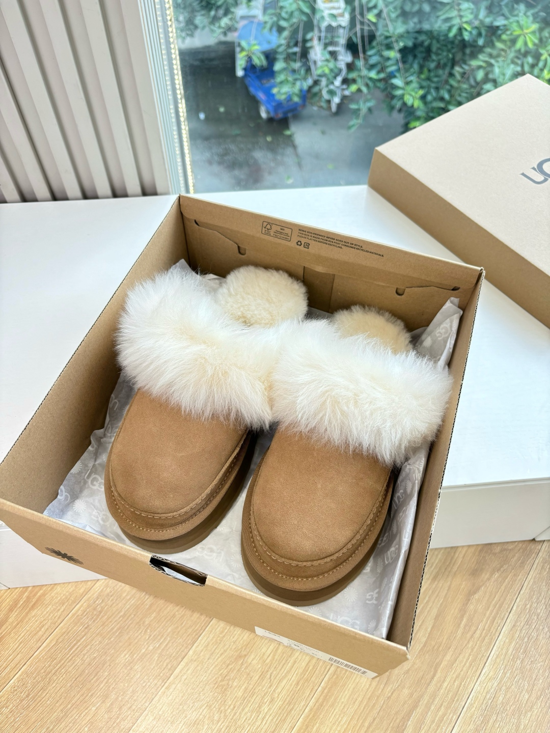 UGG 어그 커플용 겨울 슬립온 슬리퍼 신발