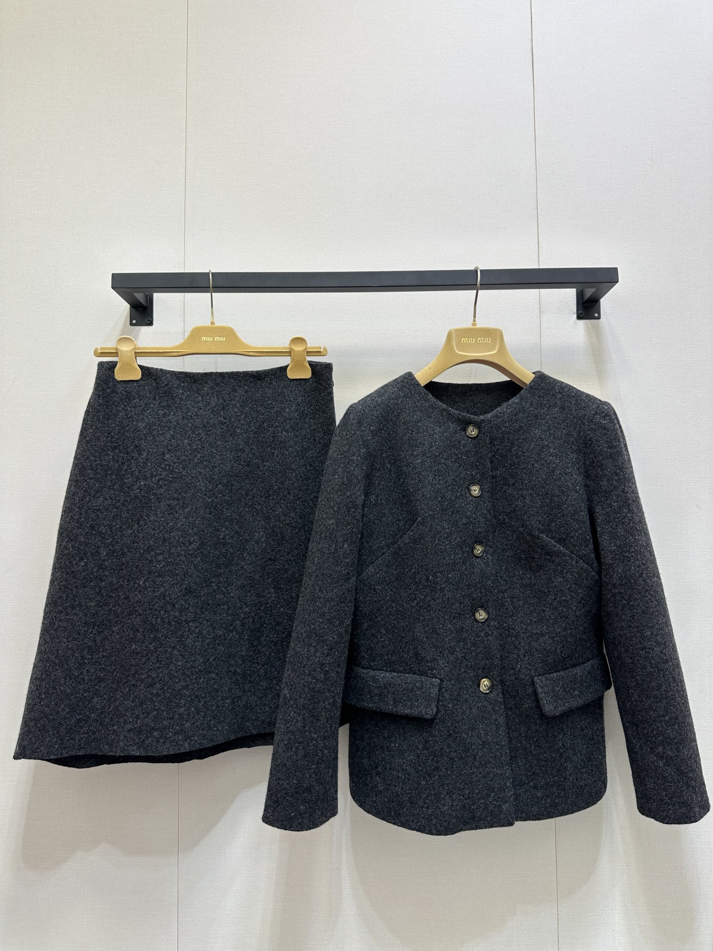 miumiu 미우미우 허리 라인 울 자켓 + 미니 스커트 세트 의류