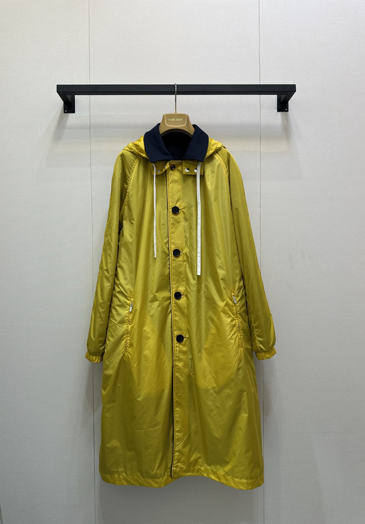 miumiu 미우미우 배색 후드 버튼 더블페이스 코트 의류