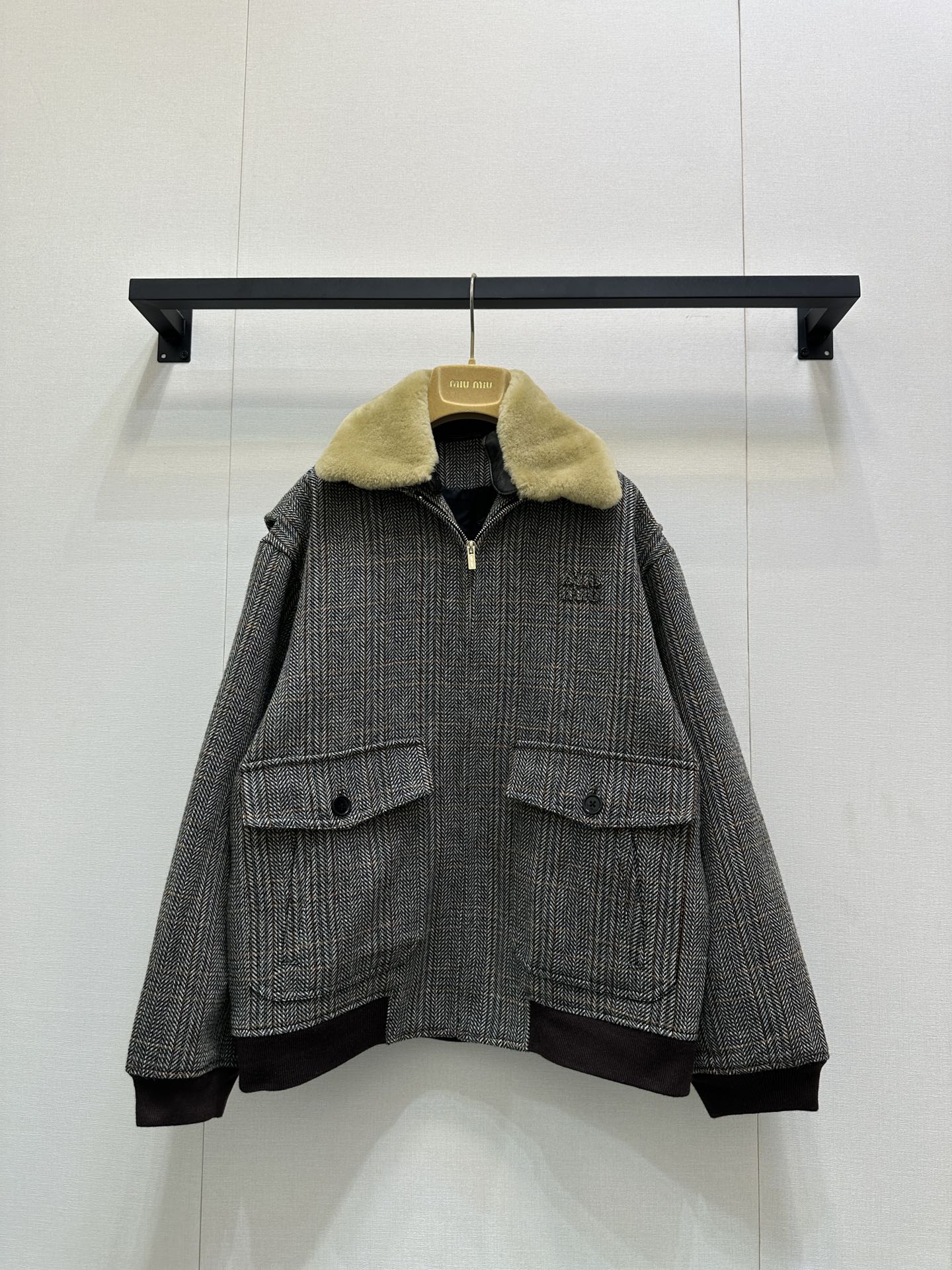 miumiu 미우미우 헤링본 가죽 카라 자켓 재킷 의류