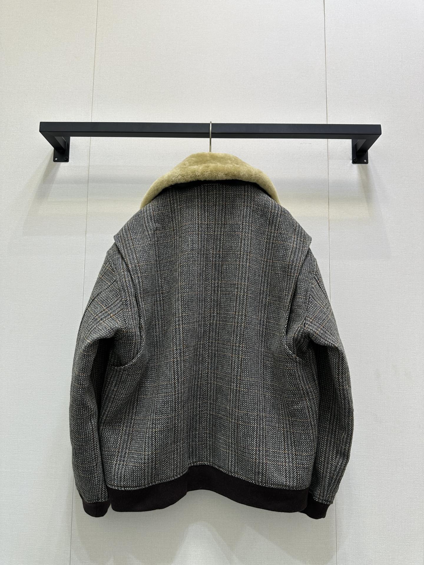 miumiu 미우미우 헤링본 가죽 카라 자켓 재킷 의류