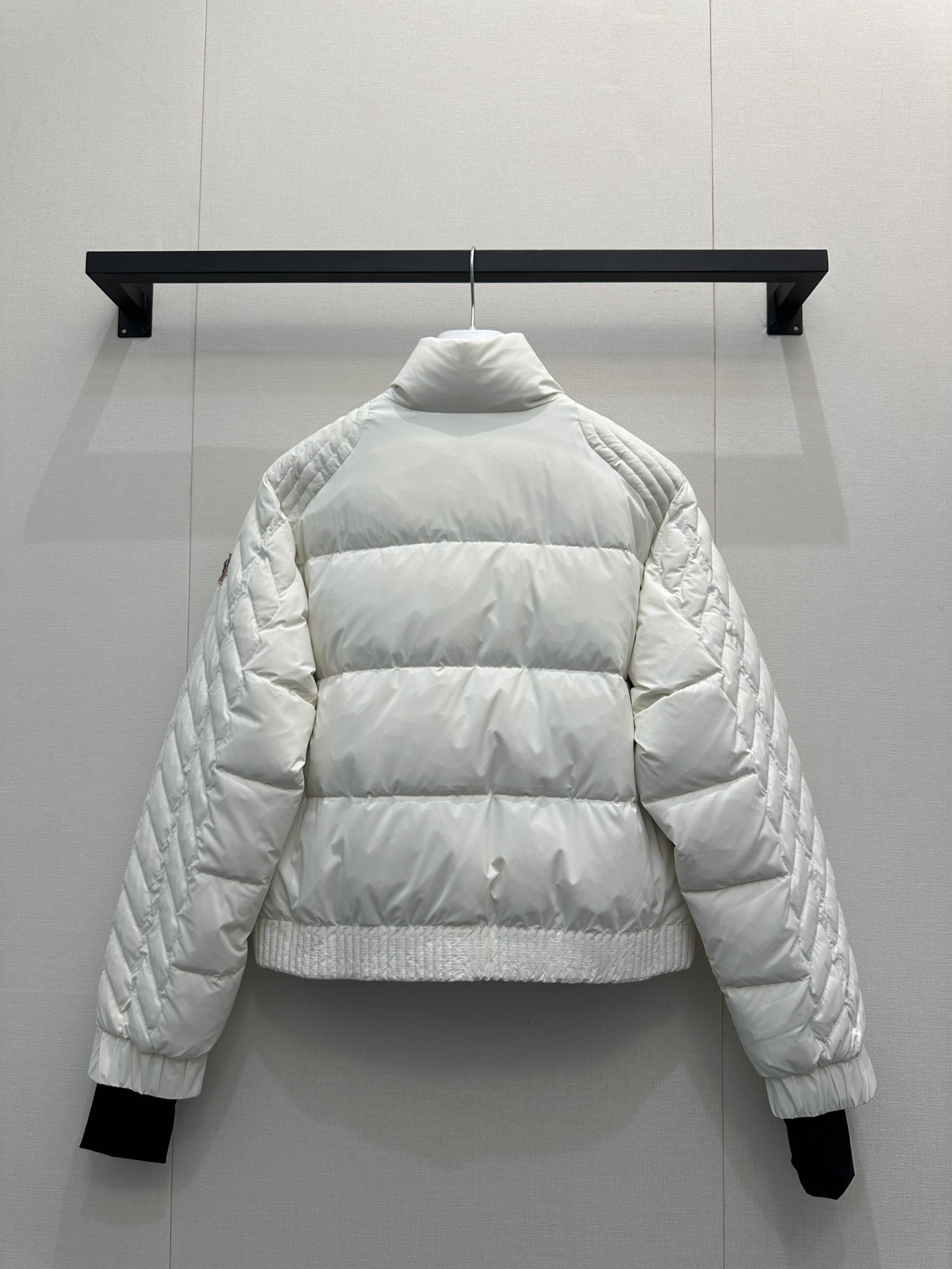 Moncler 몽클레어 몽클레르 하이넥 다운 패딩 점퍼 자켓 재킷 의류