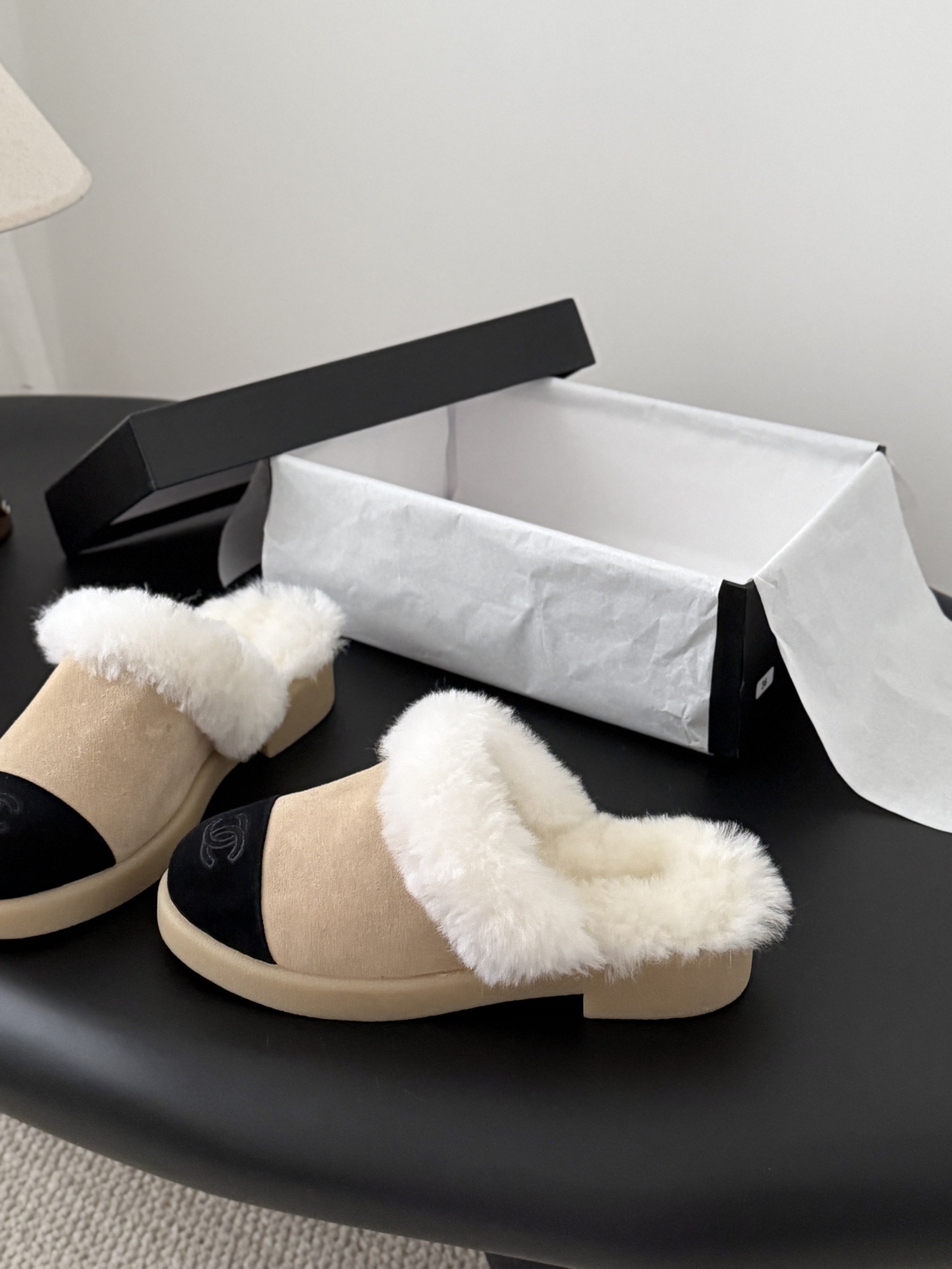 Chanel 샤넬 테디 퍼 슈즈 슬리퍼 신발