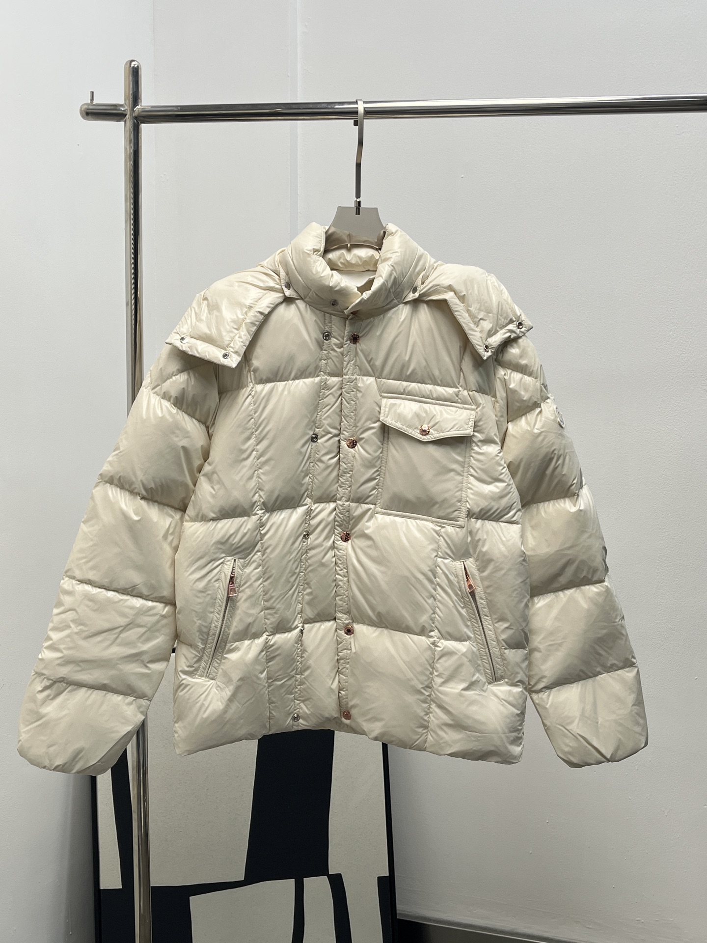 Moncler Serfanto 몽클레어 몽클레르 후드 다운 점퍼 패딩 의류