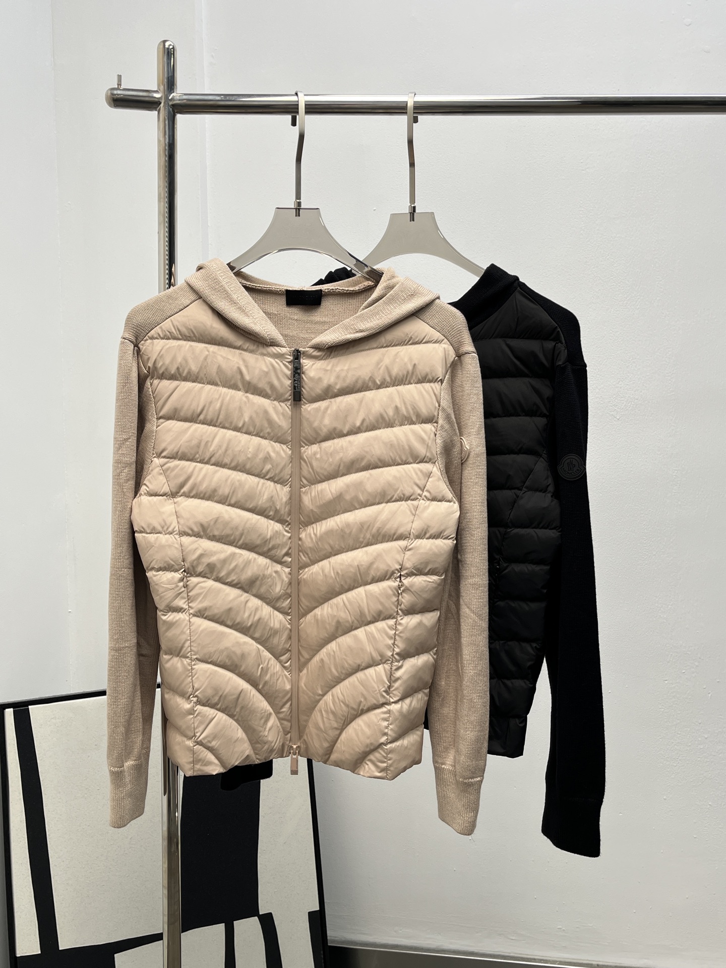Moncler 몽클레어 몽클레르 여성용 후드 배색 다운 자켓 재킷 의류