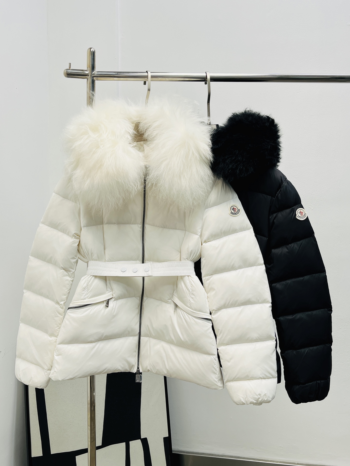Moncler Hey 몽클레어 몽클레르 다운 패딩 자켓 재킷 의류