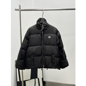 miumiu 미우미우 레터링 자카드 하이넥 다운 점퍼 패딩 의류