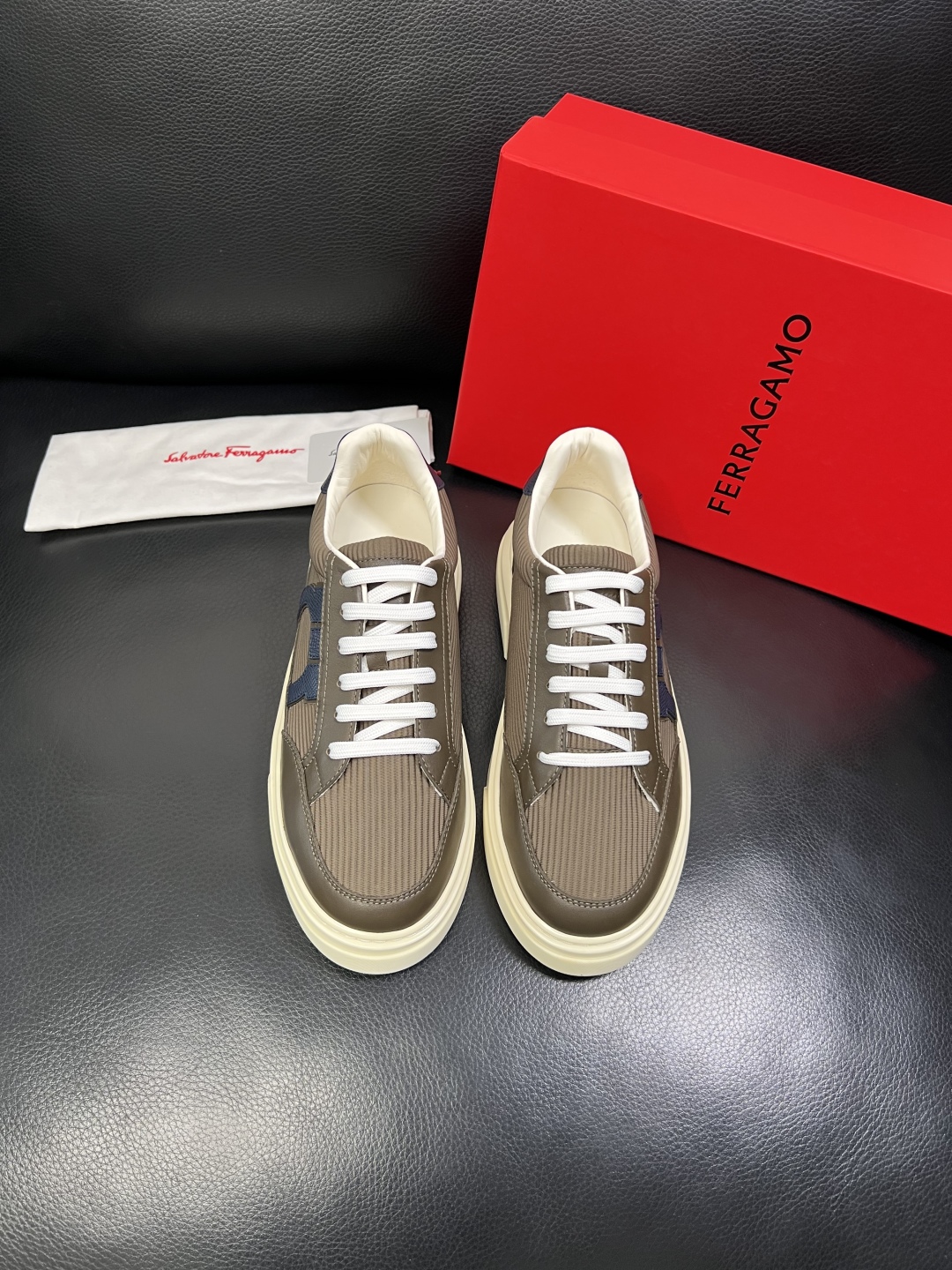 Ferragamo 페라가모 최고급 수제 스니커즈 신발