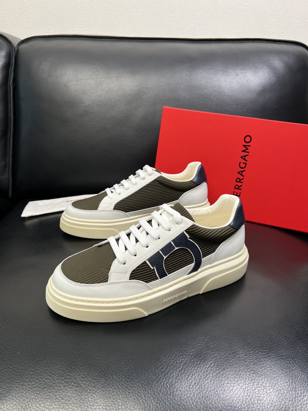 Ferragamo 페라가모 최고급 수제 스니커즈 신발