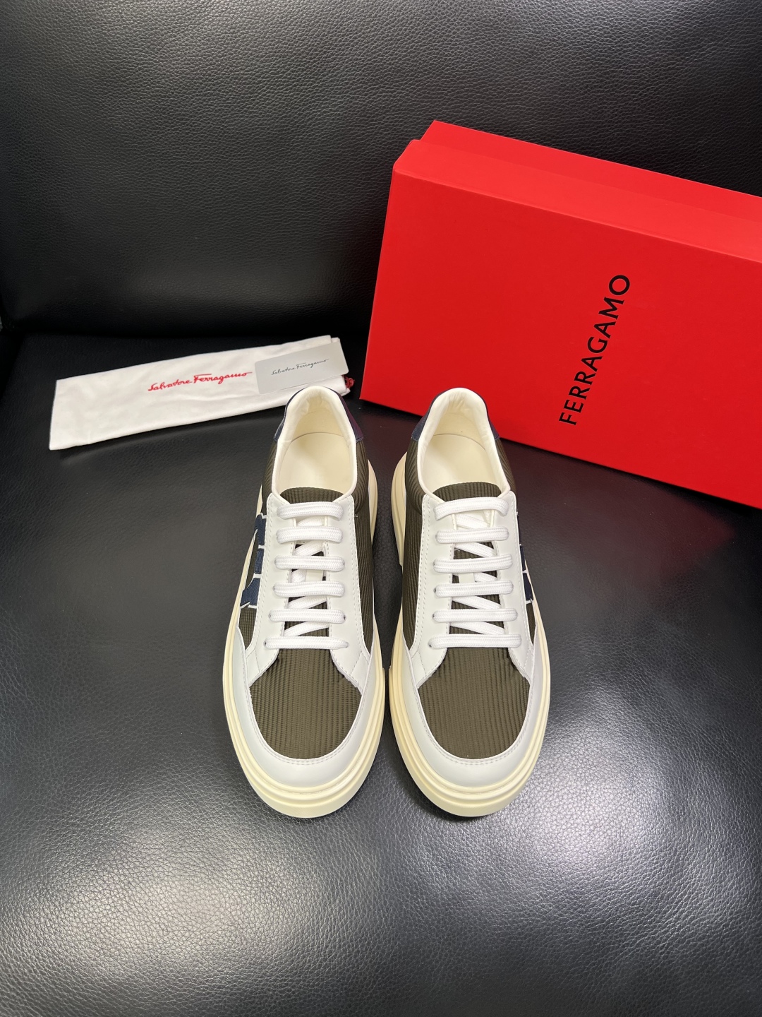 Ferragamo 페라가모 최고급 수제 스니커즈 신발
