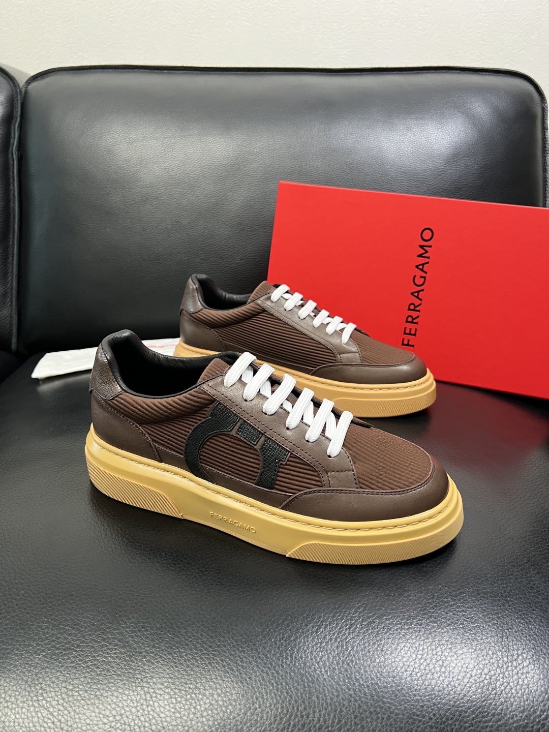 Ferragamo 페라가모 최고급 수제 스니커즈 신발