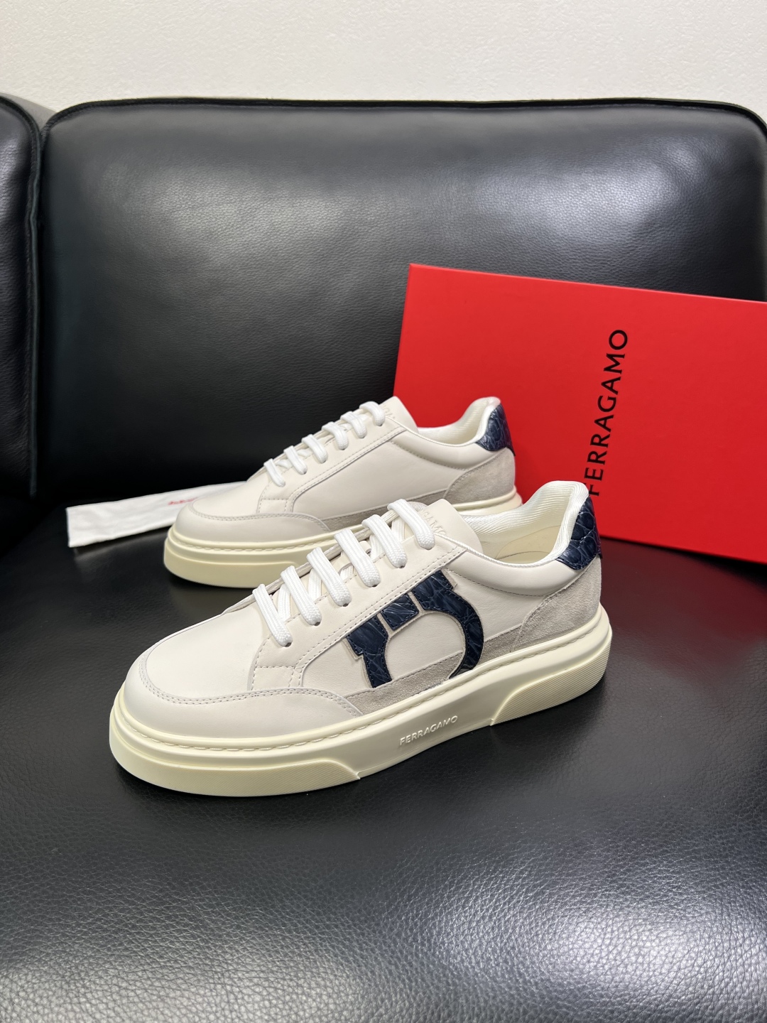 Ferragamo 페라가모 최고급 수제 스니커즈 신발