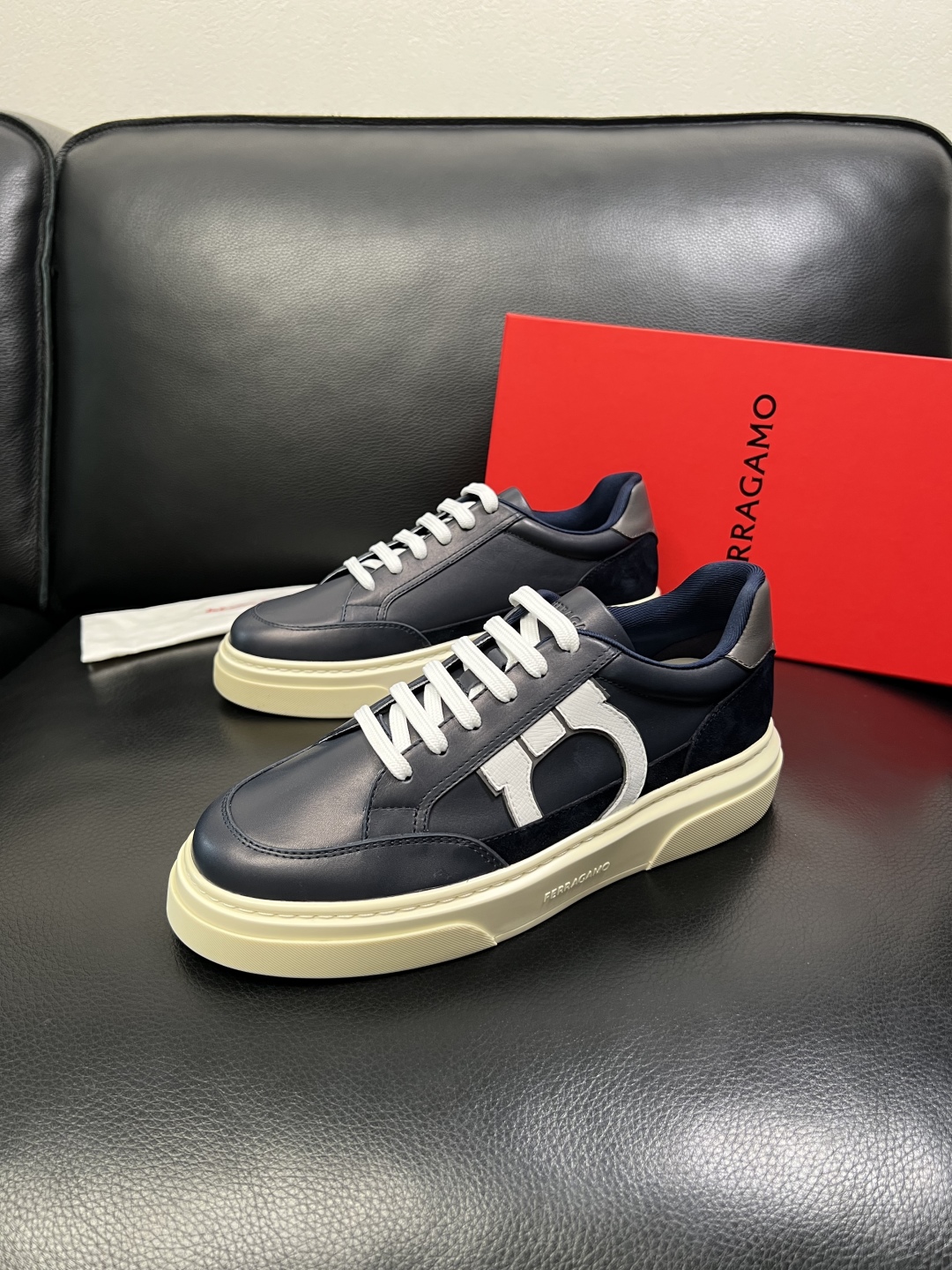 Ferragamo 페라가모 최고급 수제 스니커즈 신발