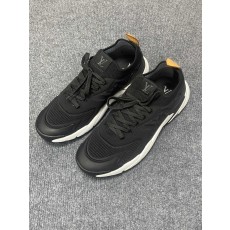 LV 루이비통 천연 소가죽 스니커즈 신발