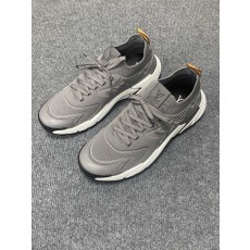 LV 루이비통 천연 소가죽 스니커즈 신발