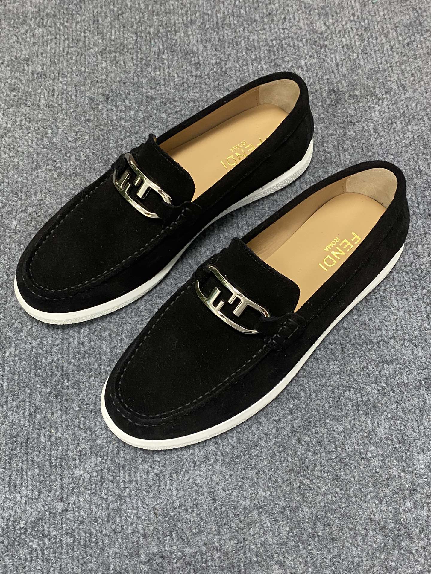 FENDI 펜디 밀라노 패션쇼 로퍼 구두 신발