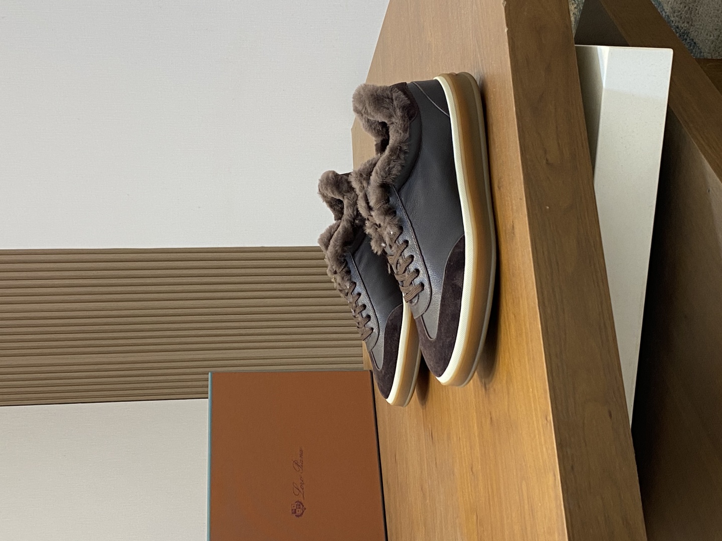 Loro Piana LP 로로피아나 남성 클래식 울 스니커즈 신발