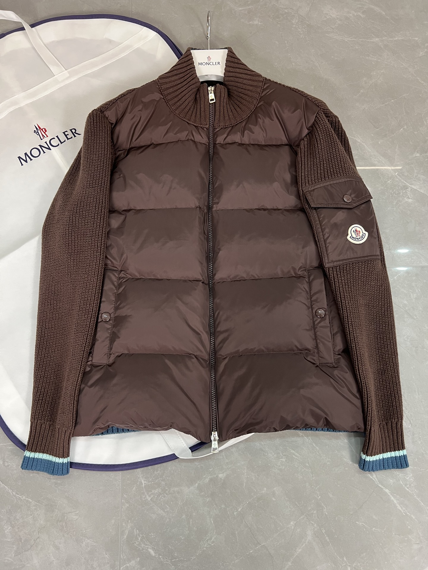 Moncler 몽클레어 몽클레르 남성 다운 니트 자켓 재킷 의류