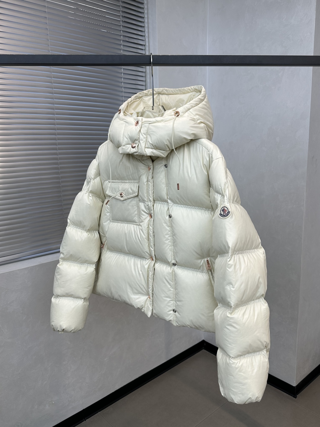 Moncler Erea 몽클레어 몽클레르 숏 다운 재킷 패딩 점퍼 의류 (여성용)