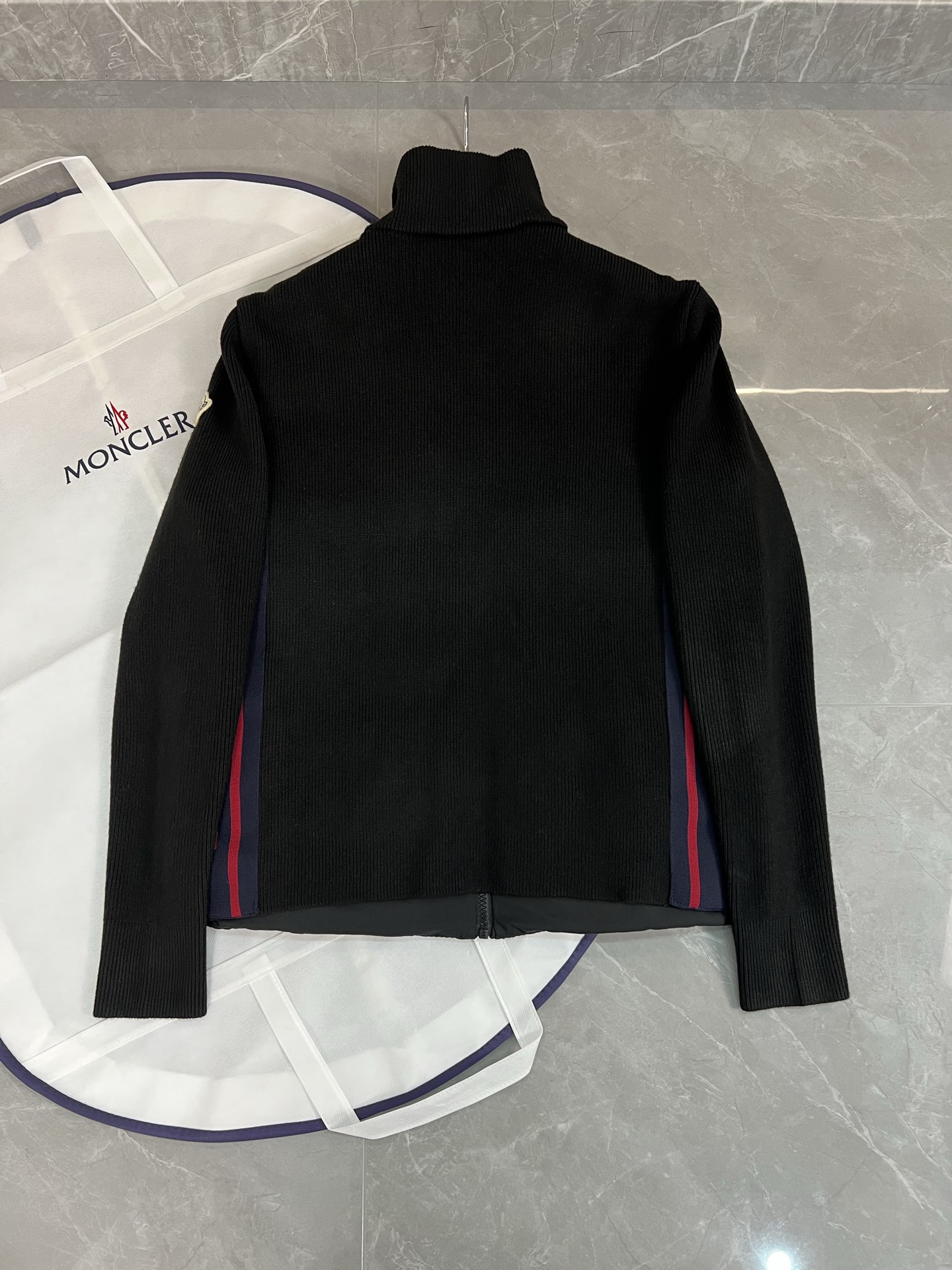 Moncler 몽클레어 몽클레르 다운 재킷 자켓 의류