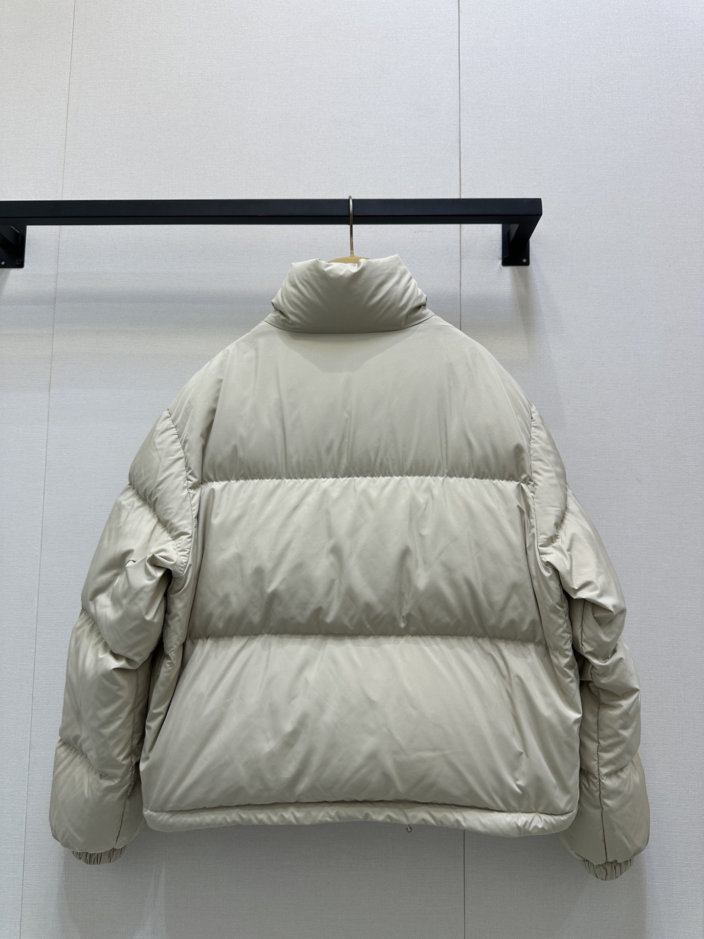 miumiu 미우미우 미니 하이넥 패딩 점퍼 의류