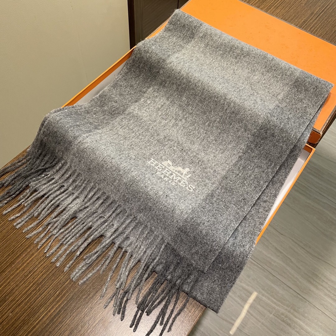Hermes 에르메스 남녀공용 캐시미어 머플러 목도리
