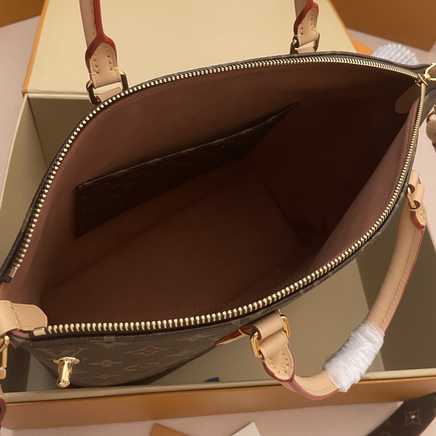 LV 루이비통 Borsa Neo Lockit 핸드백 토트백 숄더백 가방 라지