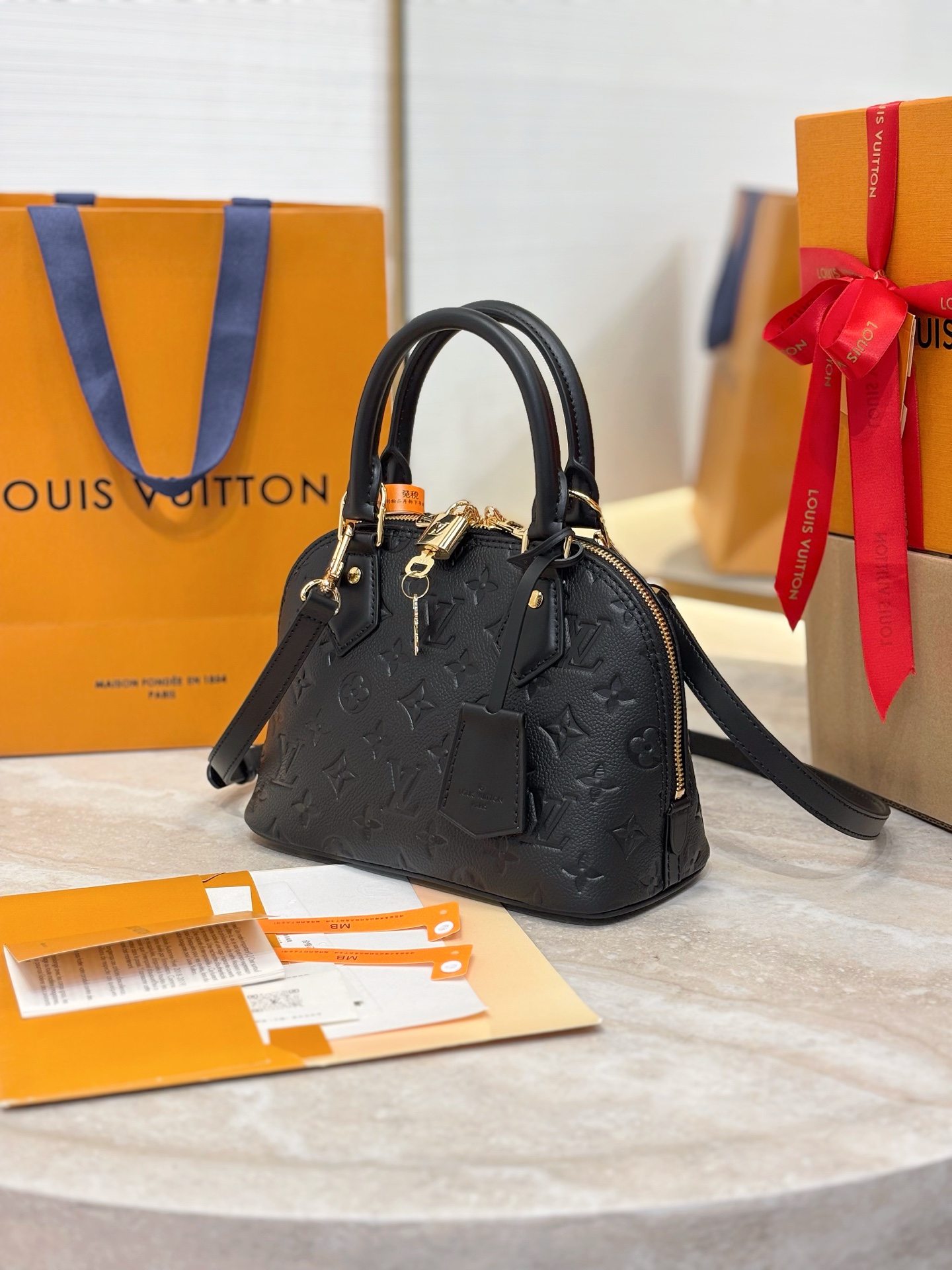 LV Alma BB 백 루이비통 토트백 숄더백 가방 (모델 M26409, 블랙)