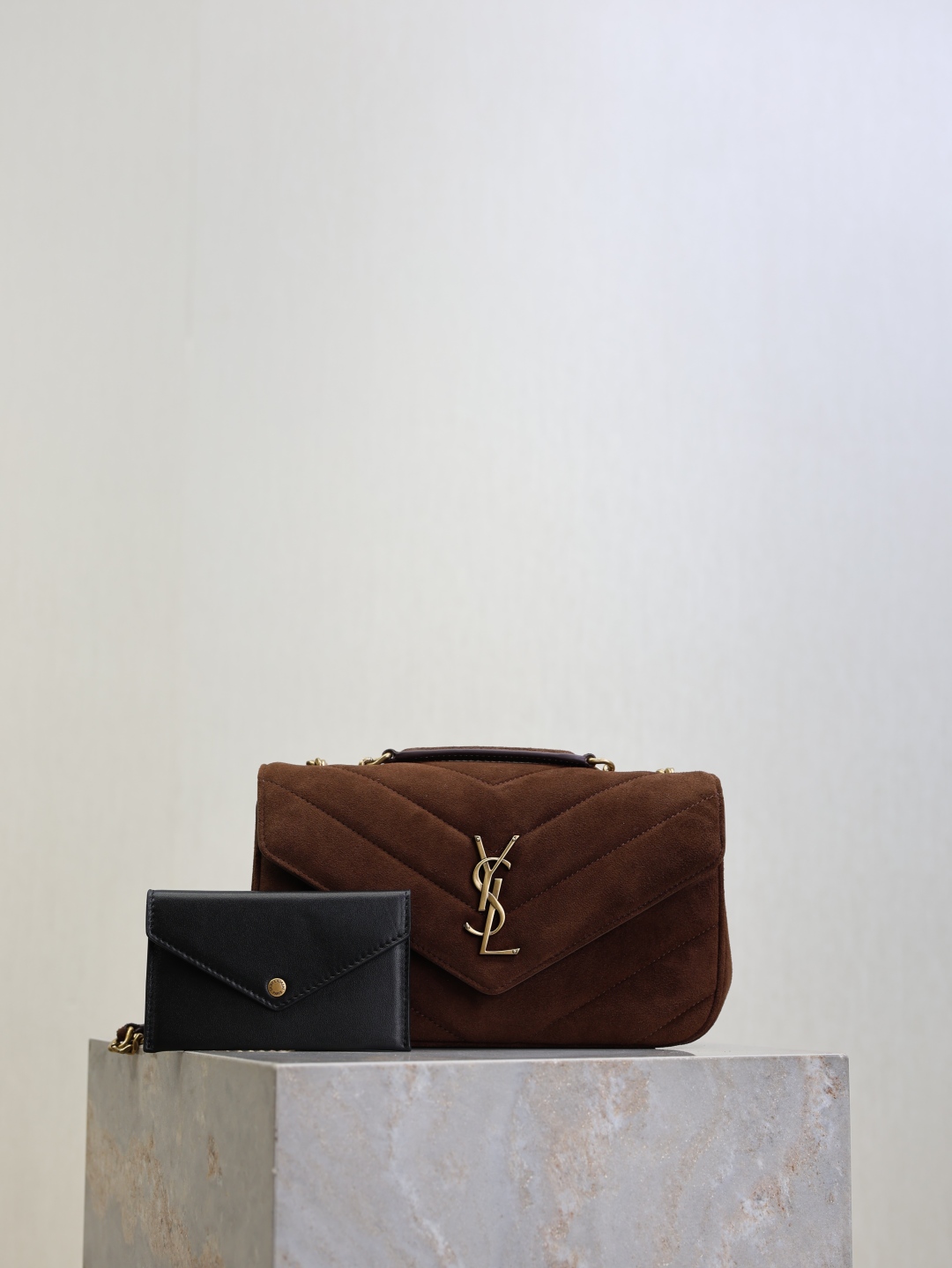 YSL LouLou 생로랑 숄더백 미디움백 가방 (스웨이드 버전·24cm)